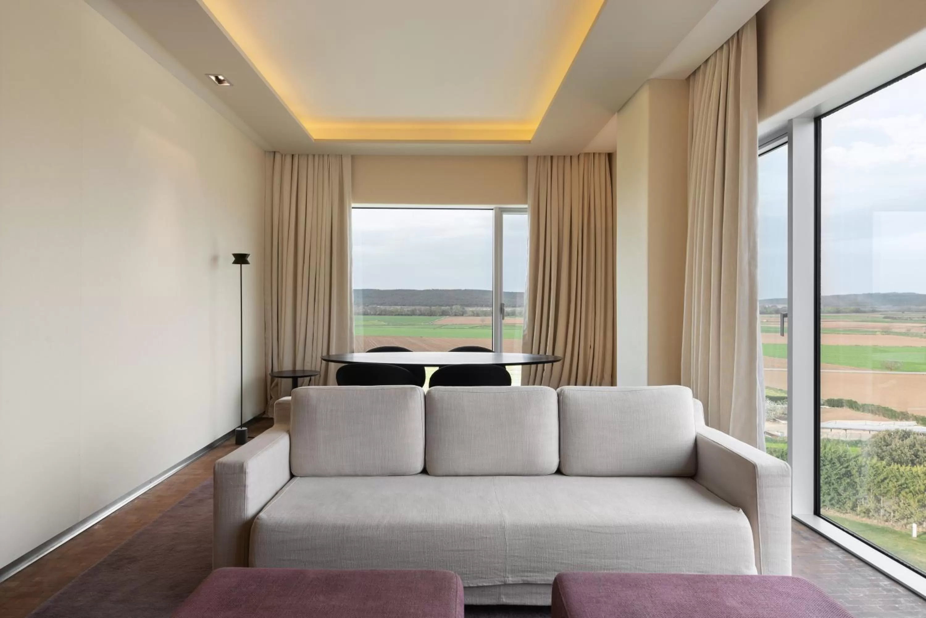 TV and multimedia in Valbusenda Hotel Bodega & Spa