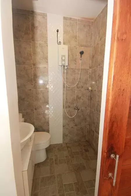 Standard Twin Room in El Nido Royal Palm Inn Standard Twin Room in El Nido Royal Palm Inn