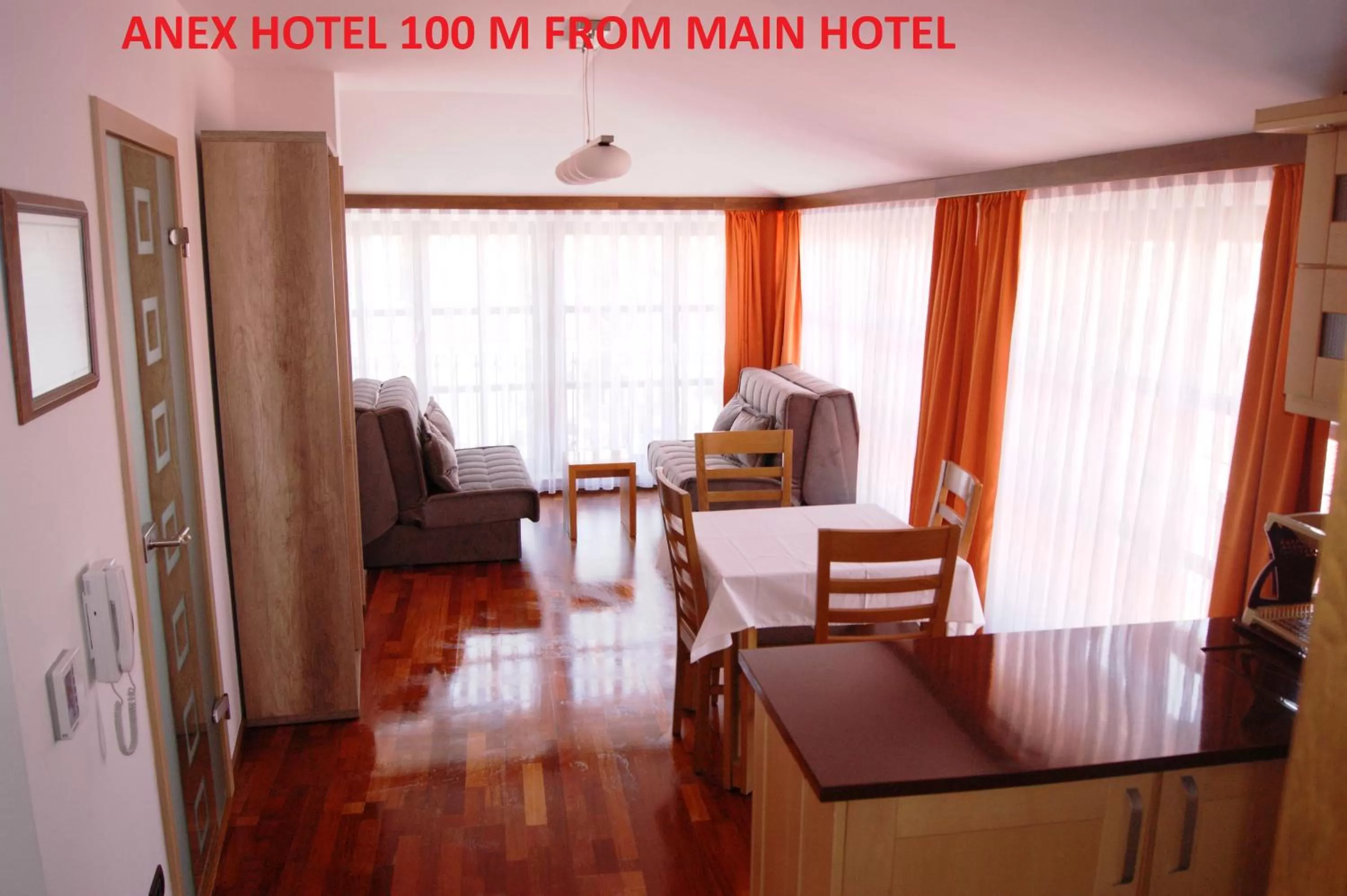 Living room, Seating Area in Hotel Prizreni