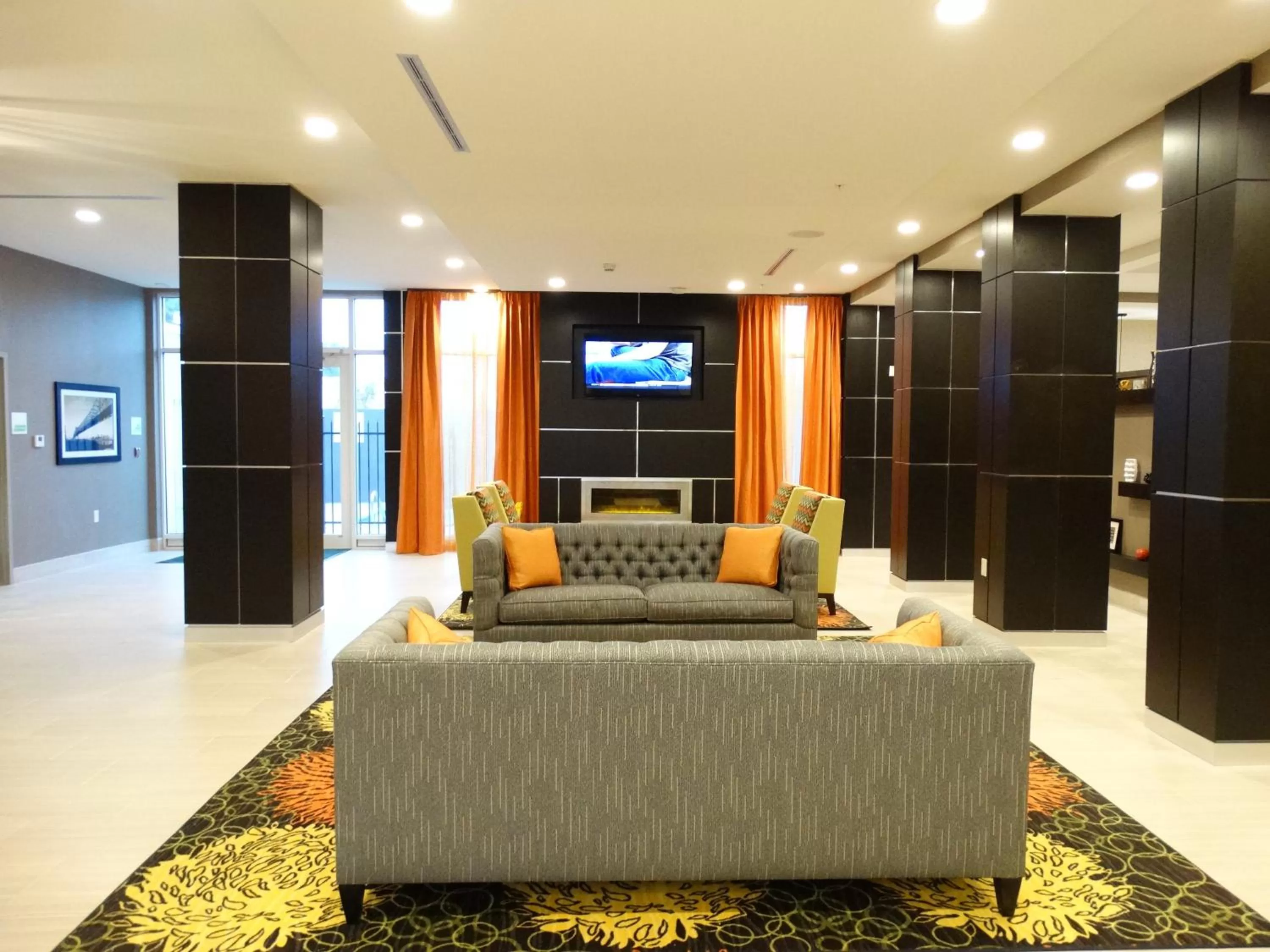 Property building in Holiday Inn Covington by IHG