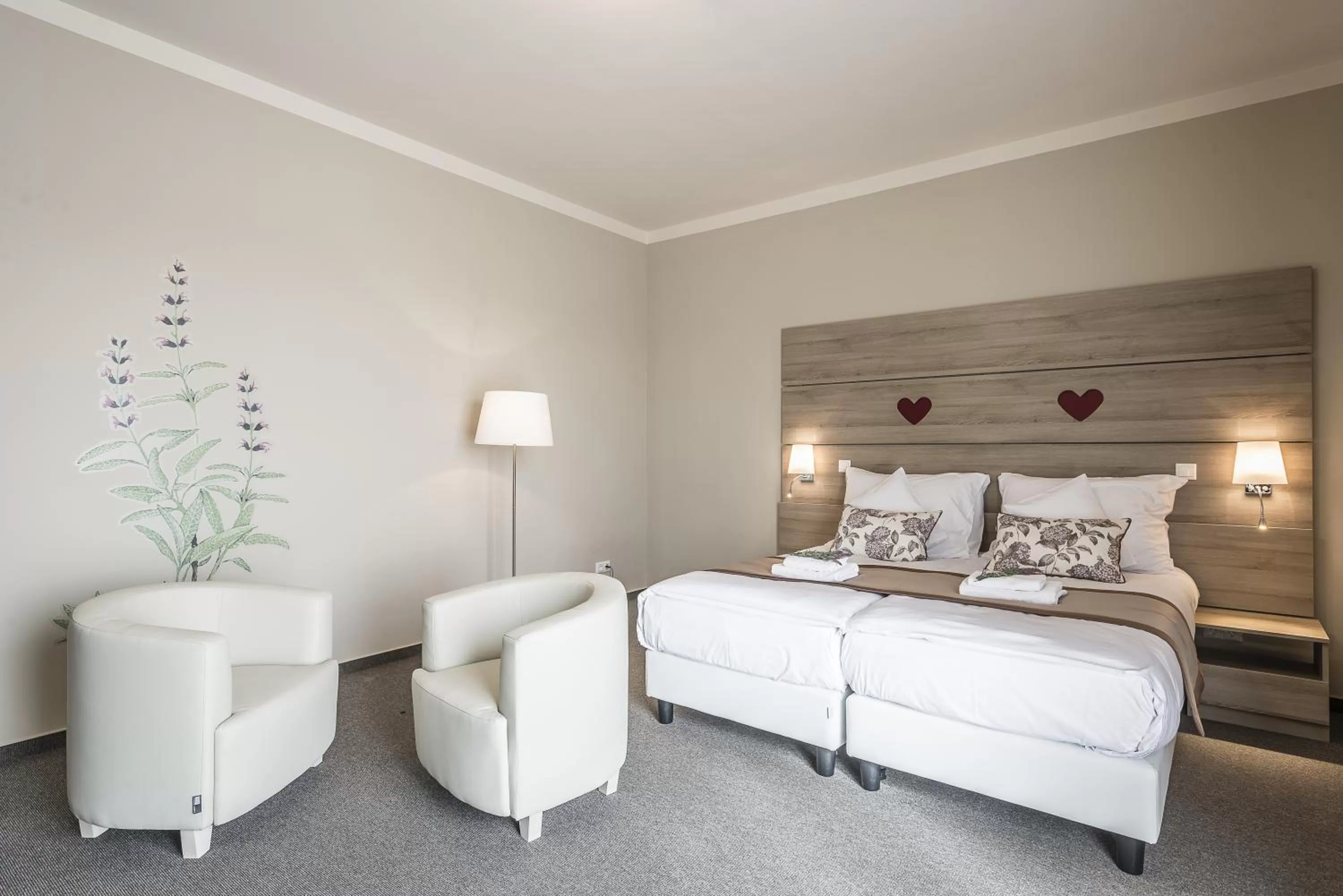 Photo of the whole room, Seating Area in Levendula Hotel