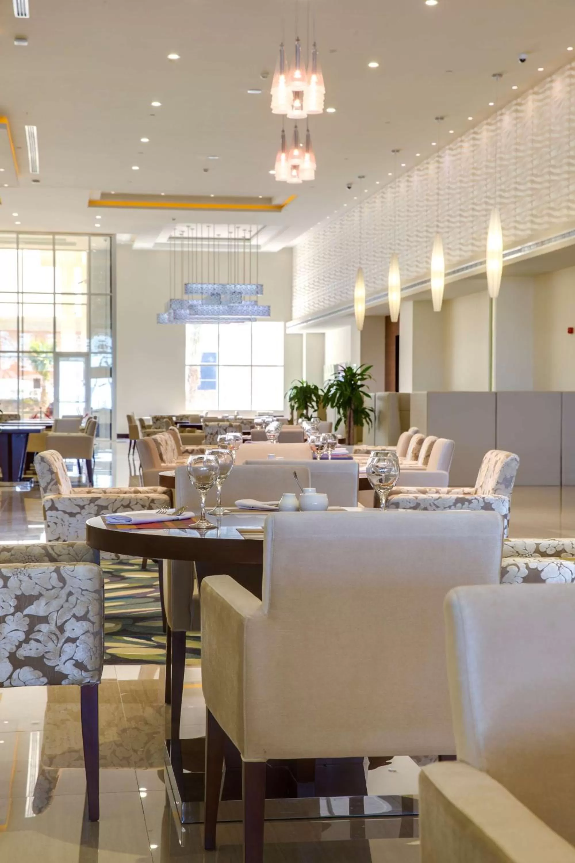 Restaurant/places to eat in Radisson Blu Resort Jizan