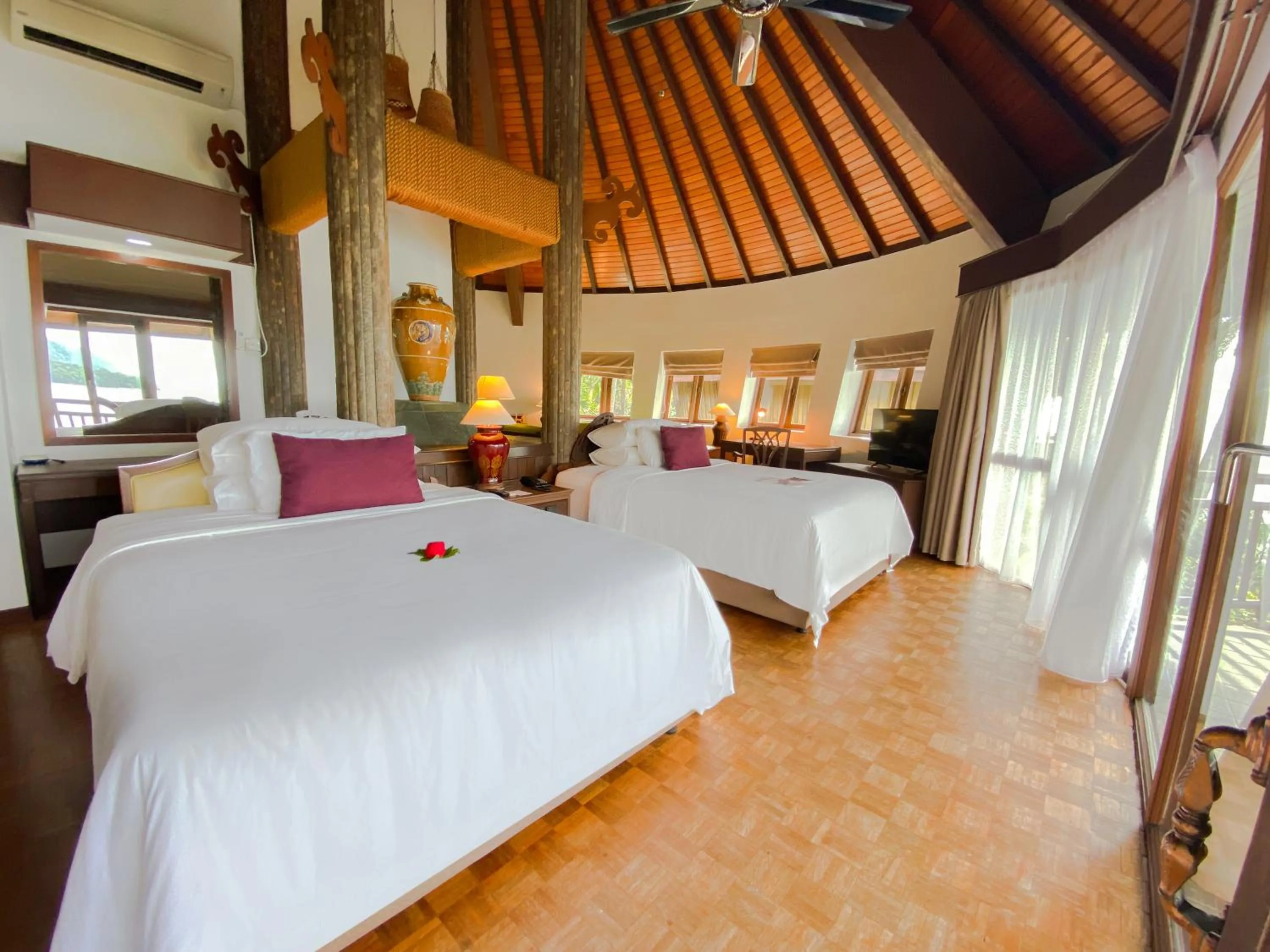 Photo of the whole room, Bed in Damai Beach Resort