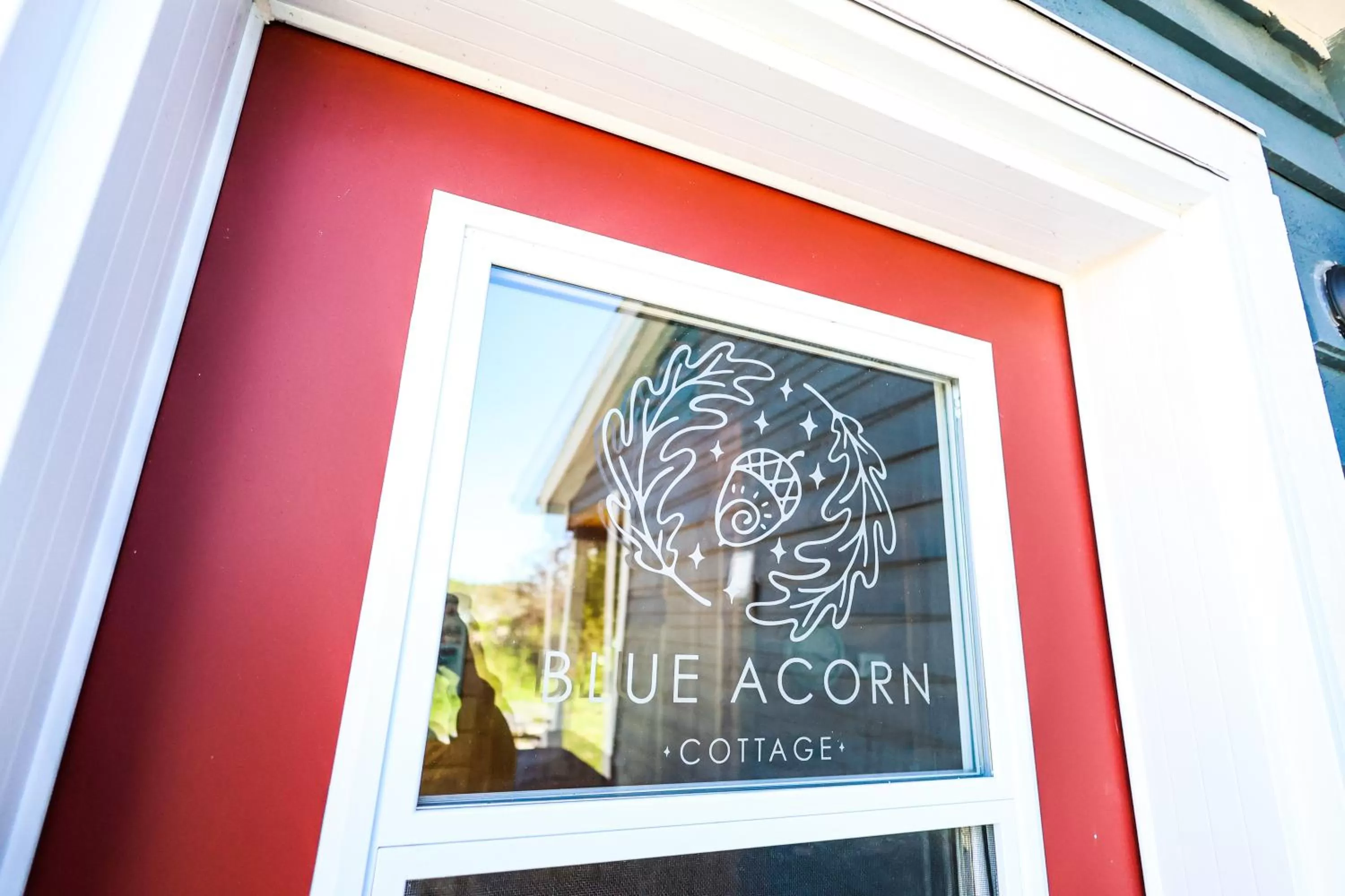 The Kitch'inn - Boutique Inn and Wine Bar