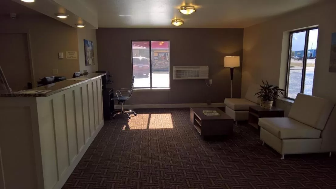 Lobby or reception in Super 8 by Wyndham Dillon