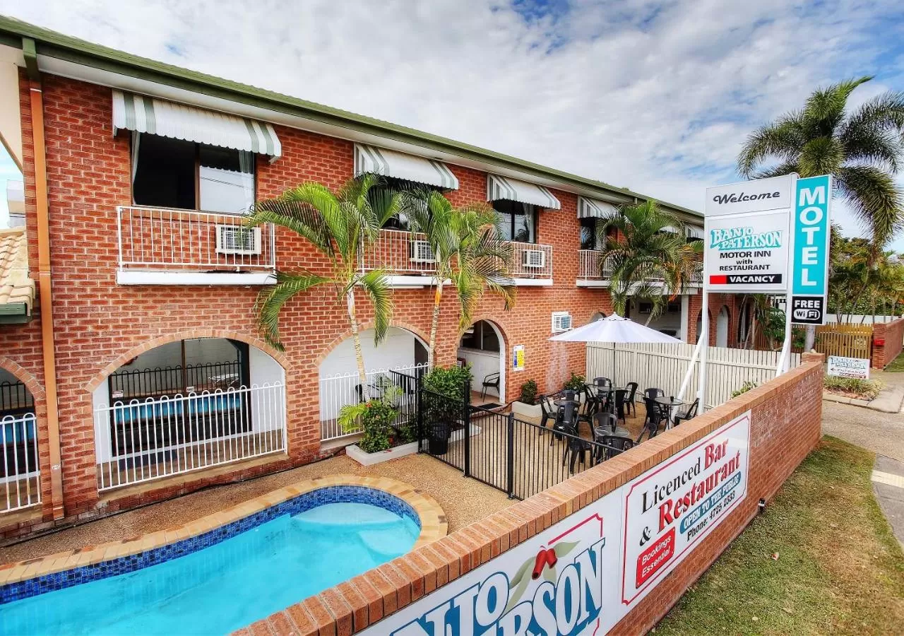 Property building in Banjo Paterson Motor Inn