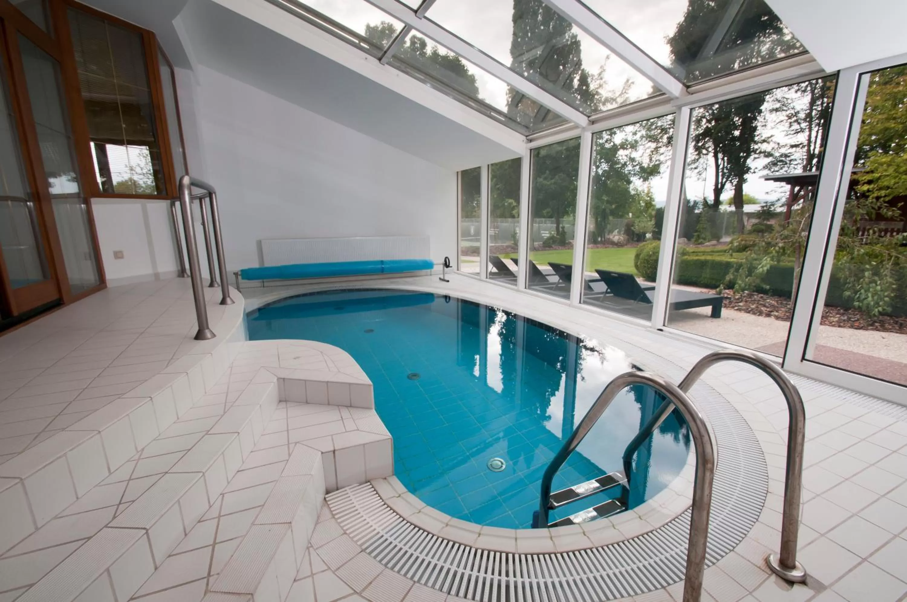 Swimming Pool in Lovecká Bašta