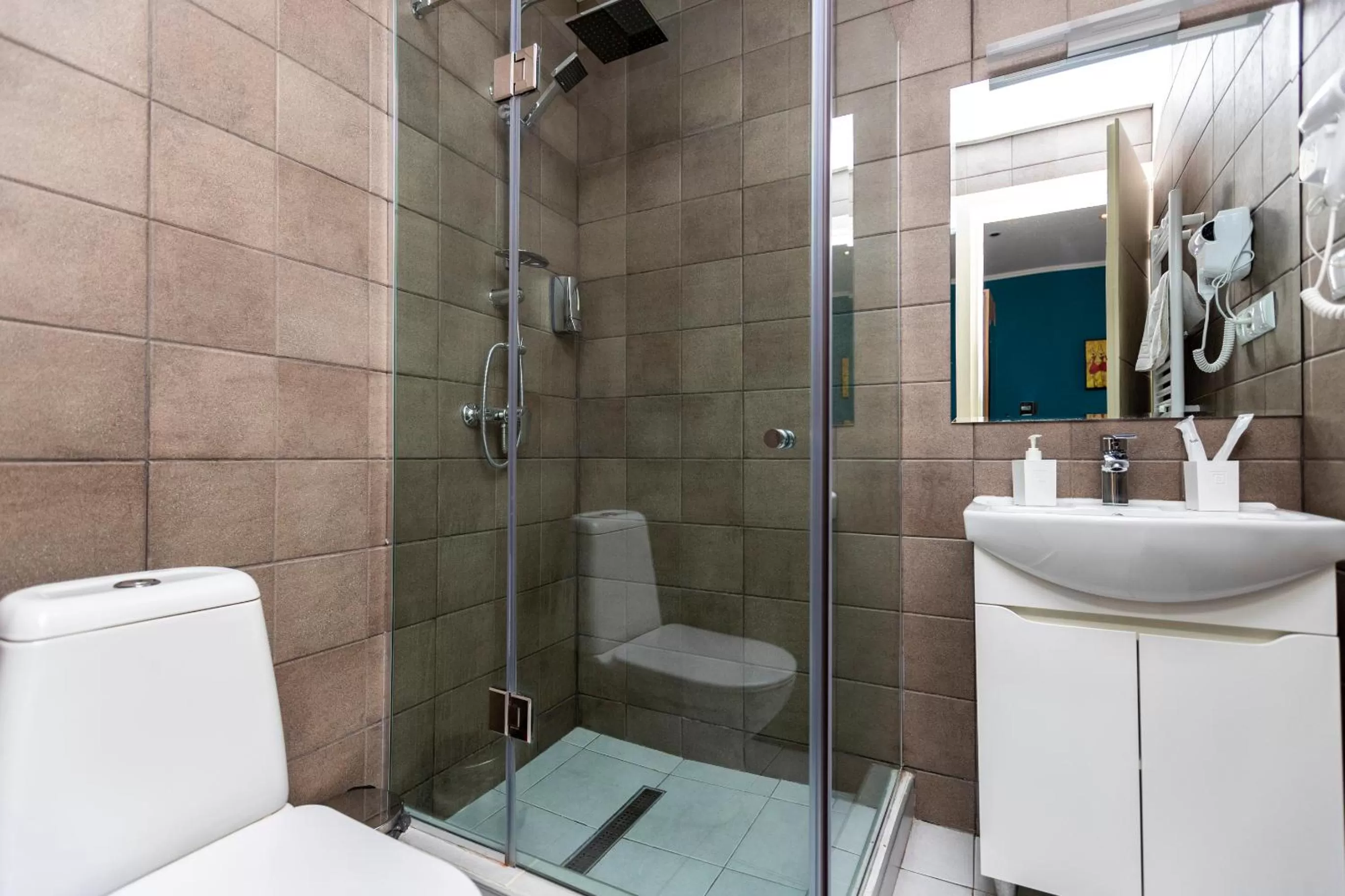 Shower, Bathroom in Hotello