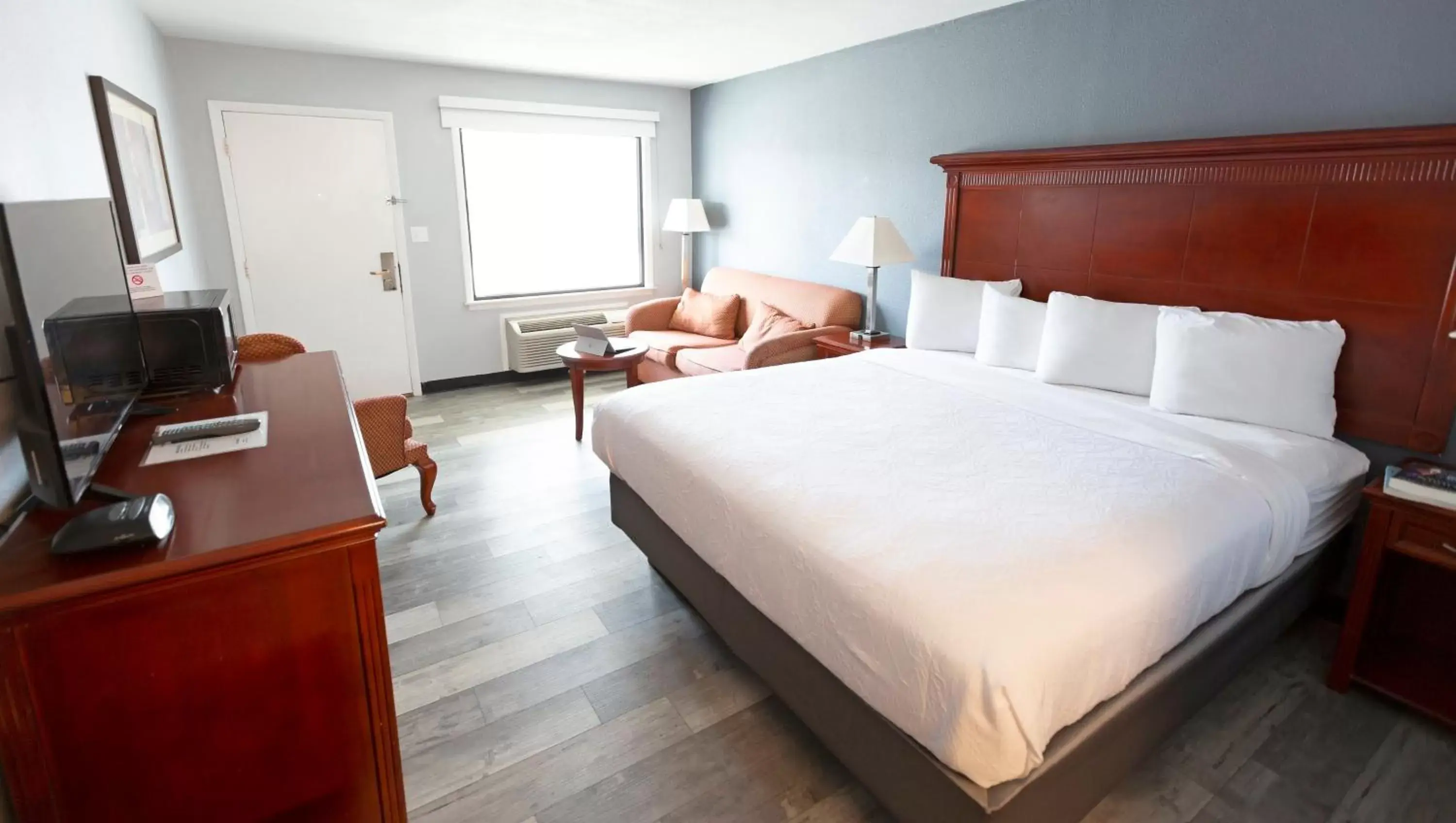 King Room - Non-Smoking in Sunrise Inn Williamstown King Room - Non-Smoking in Sunrise Inn Williamstown