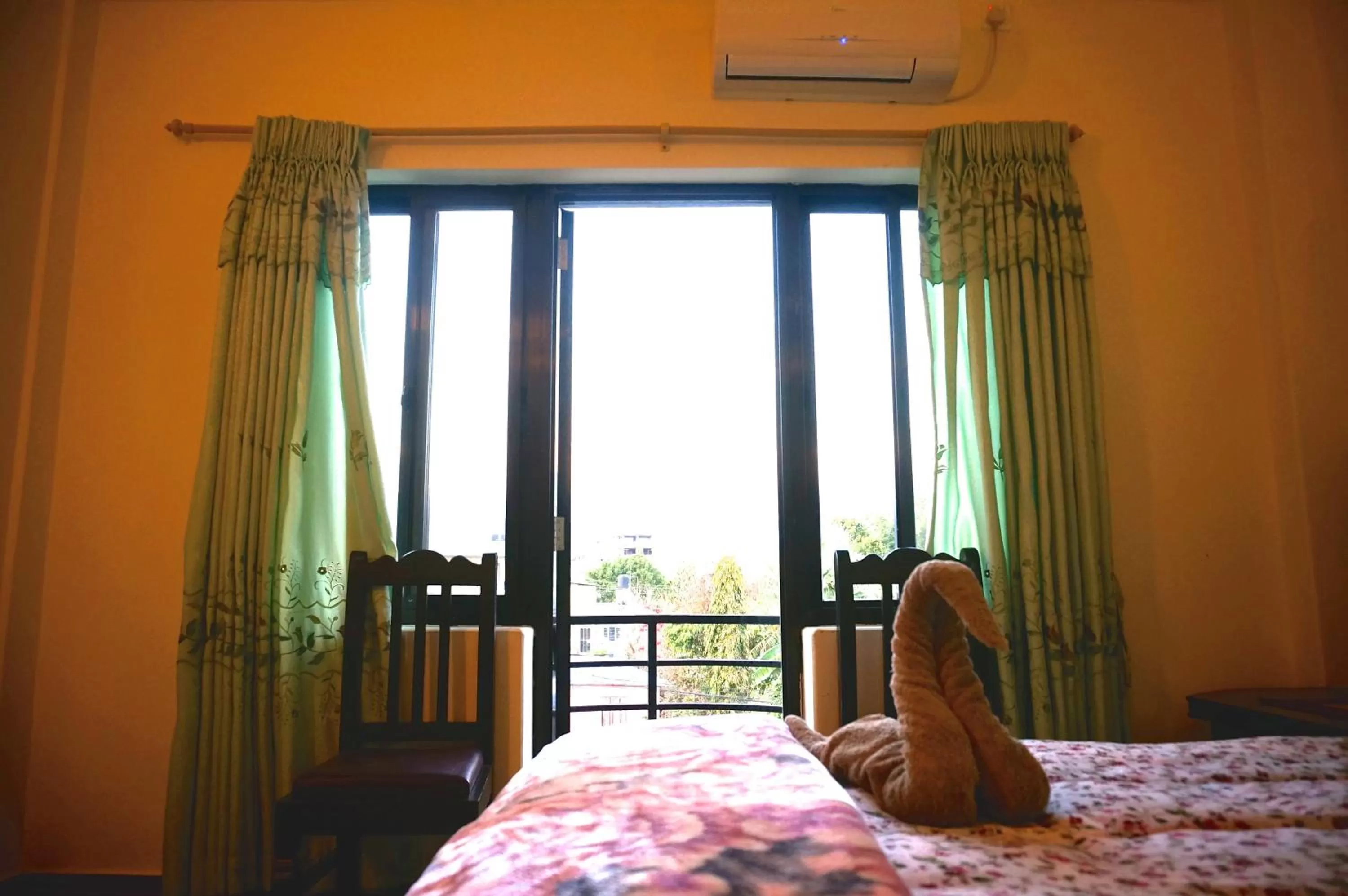 Balcony/Terrace, Bed in New Annapurna Guest House