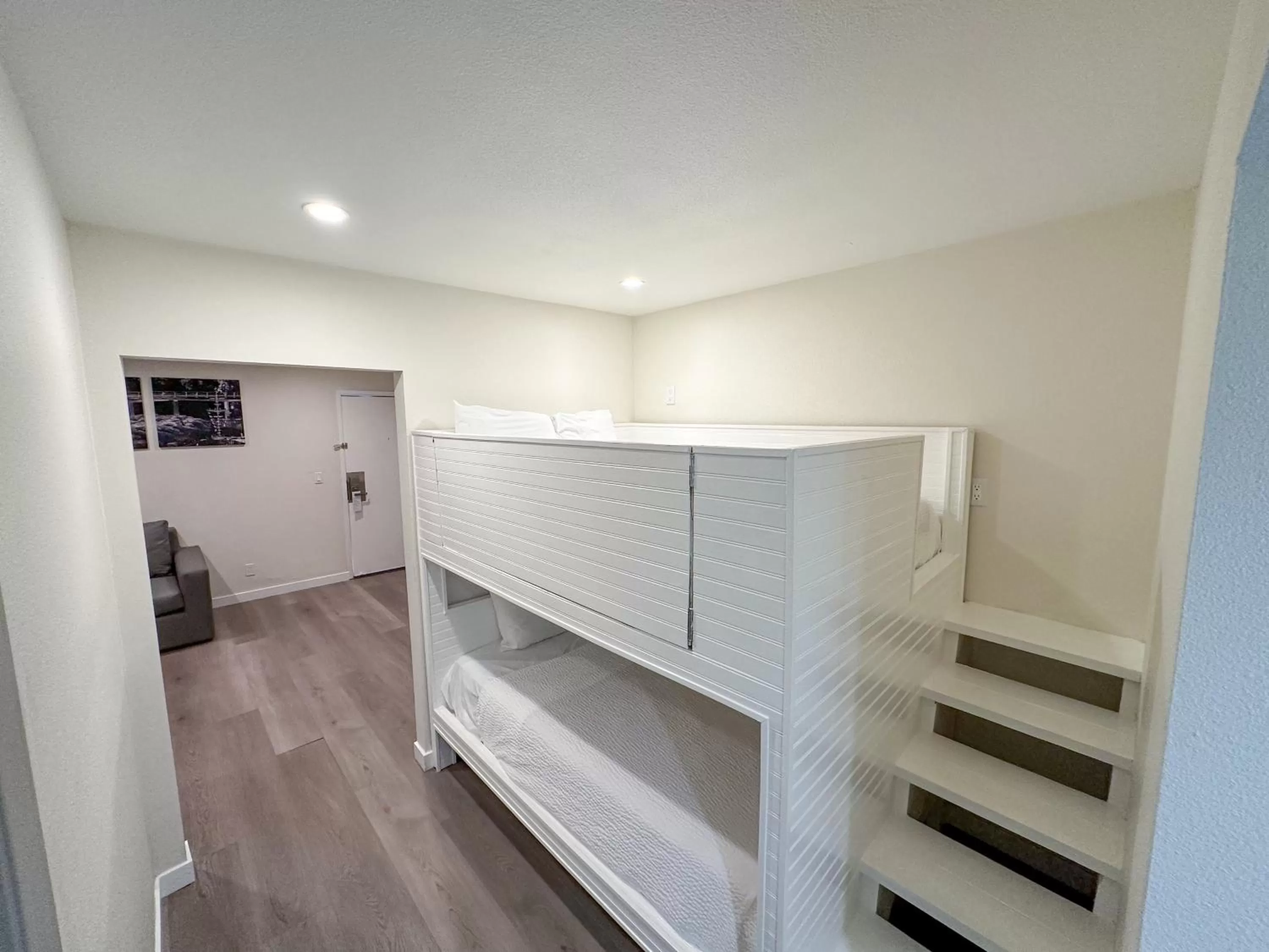 Kitchen or kitchenette in Ramada by Wyndham Anaheim Convention Center