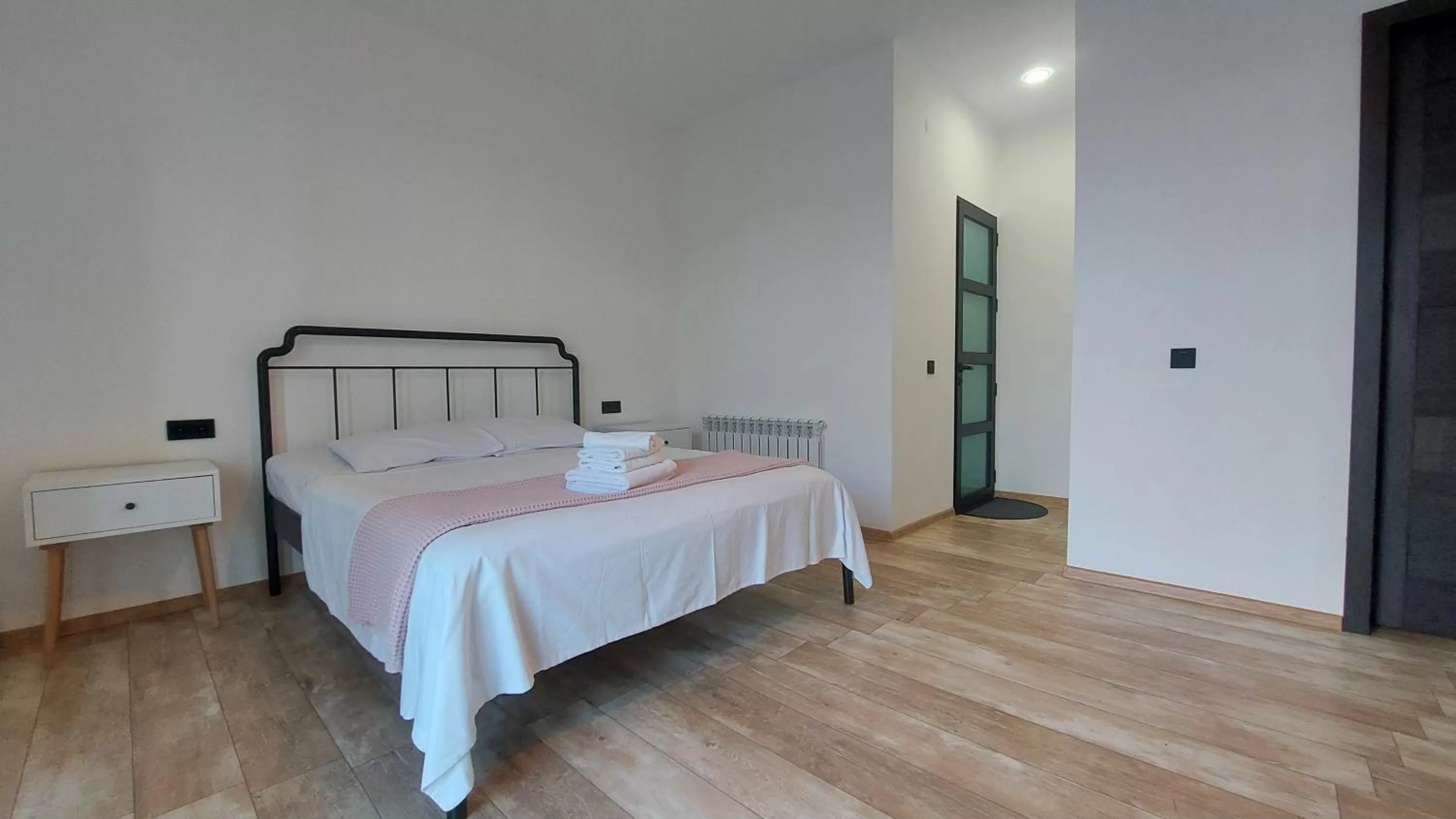 Bedroom, Bed in Level Up Hotel & Restaurant