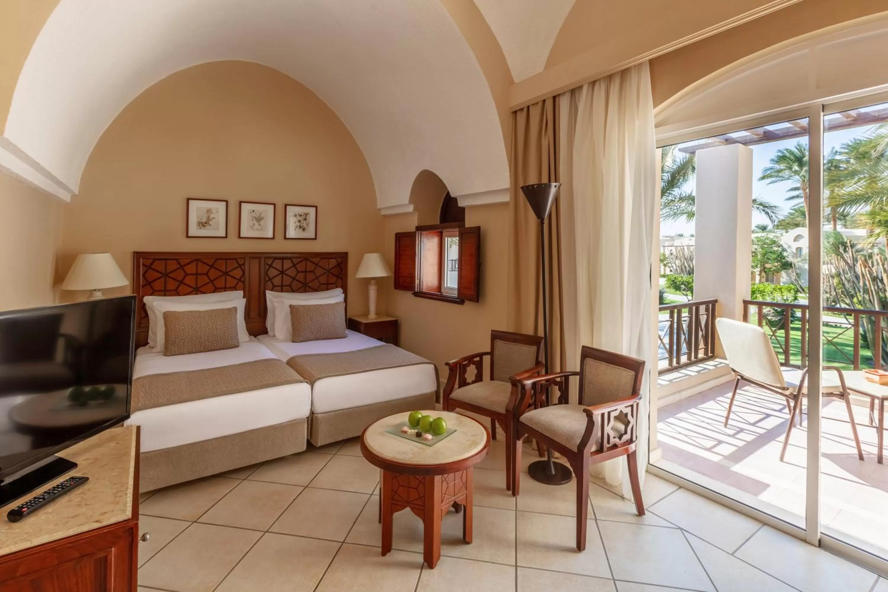 Bedroom, Bed in Iberotel Makadi Beach