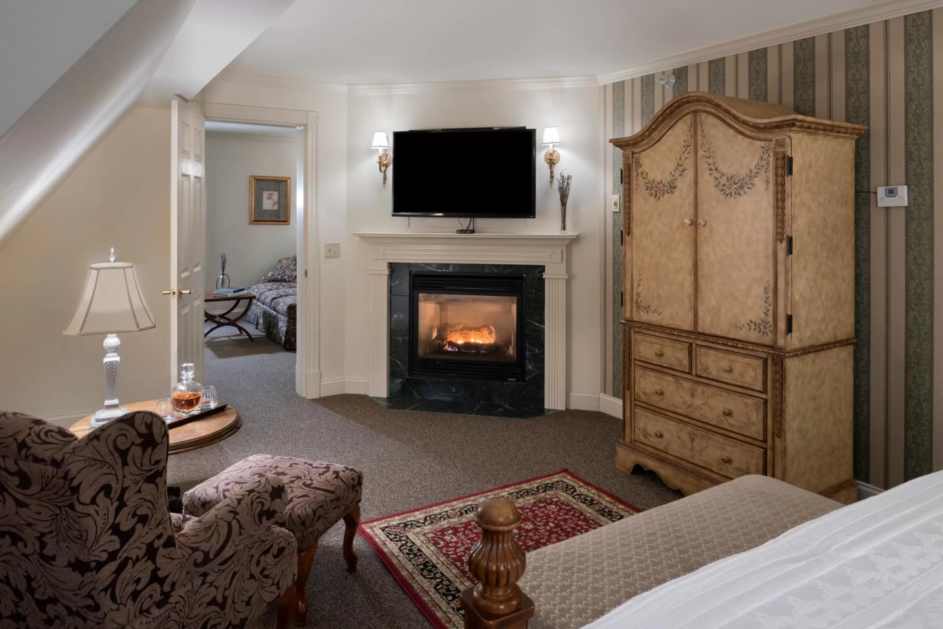 Photo of the whole room, Bed in The Inn at Thorn Hill