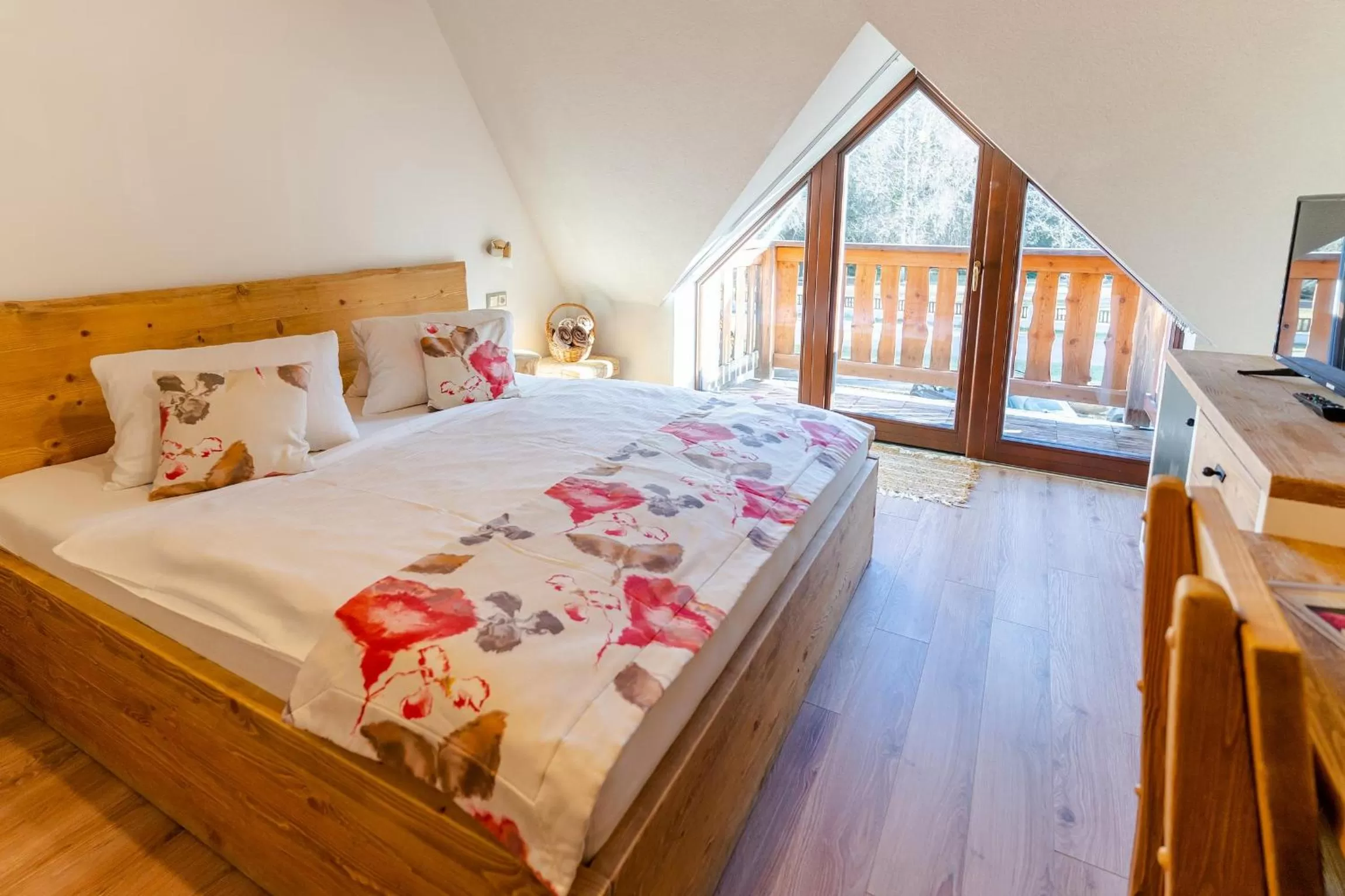 Photo of the whole room, Bed in Hotel Strachanovka - Jánska Koliba