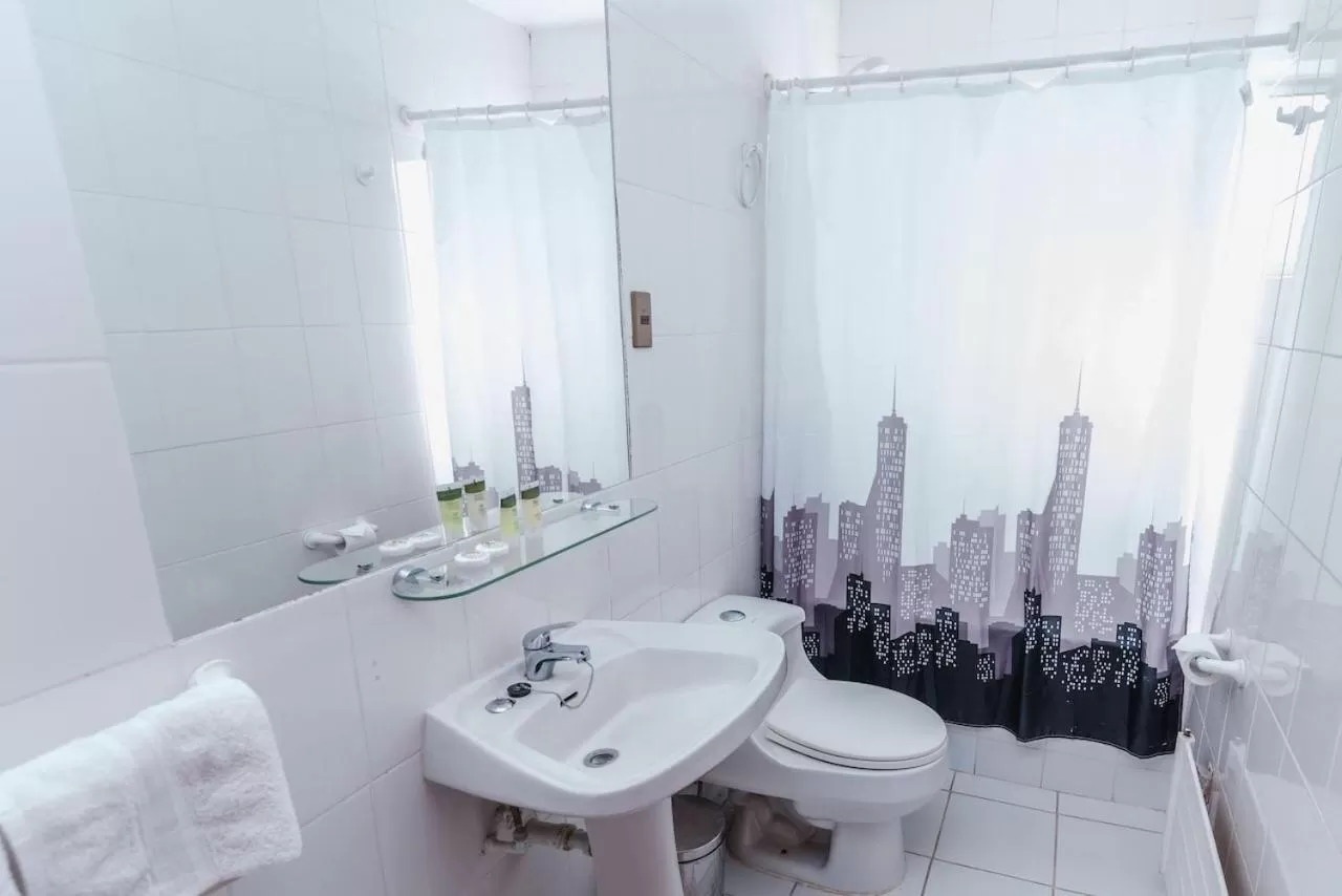 Bathroom in Hotel El Ciervo