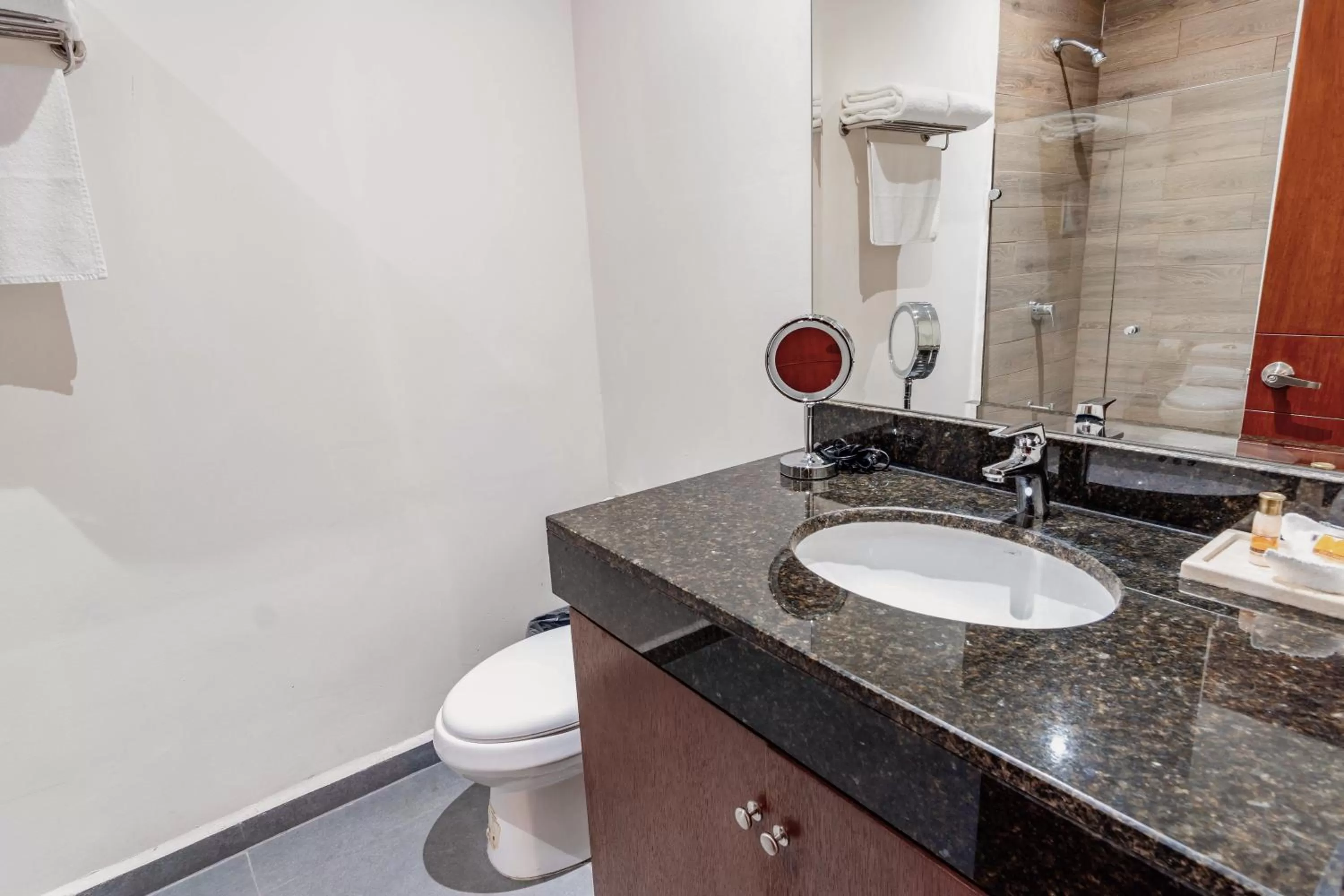 Bathroom in Youssef Exceptionnel Merida