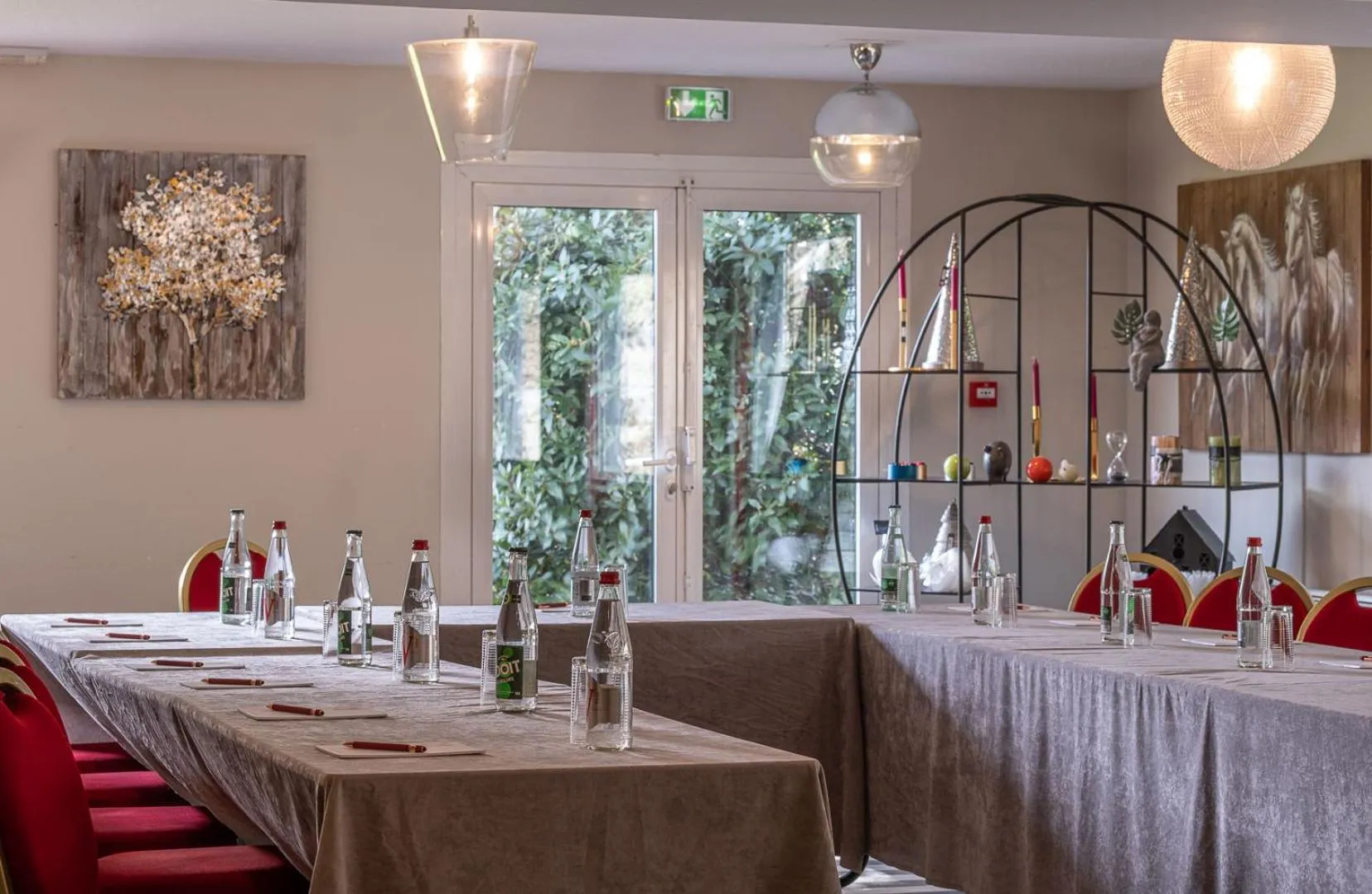 Meeting/conference room in LE M HOTEL & SPA HONFLEUR