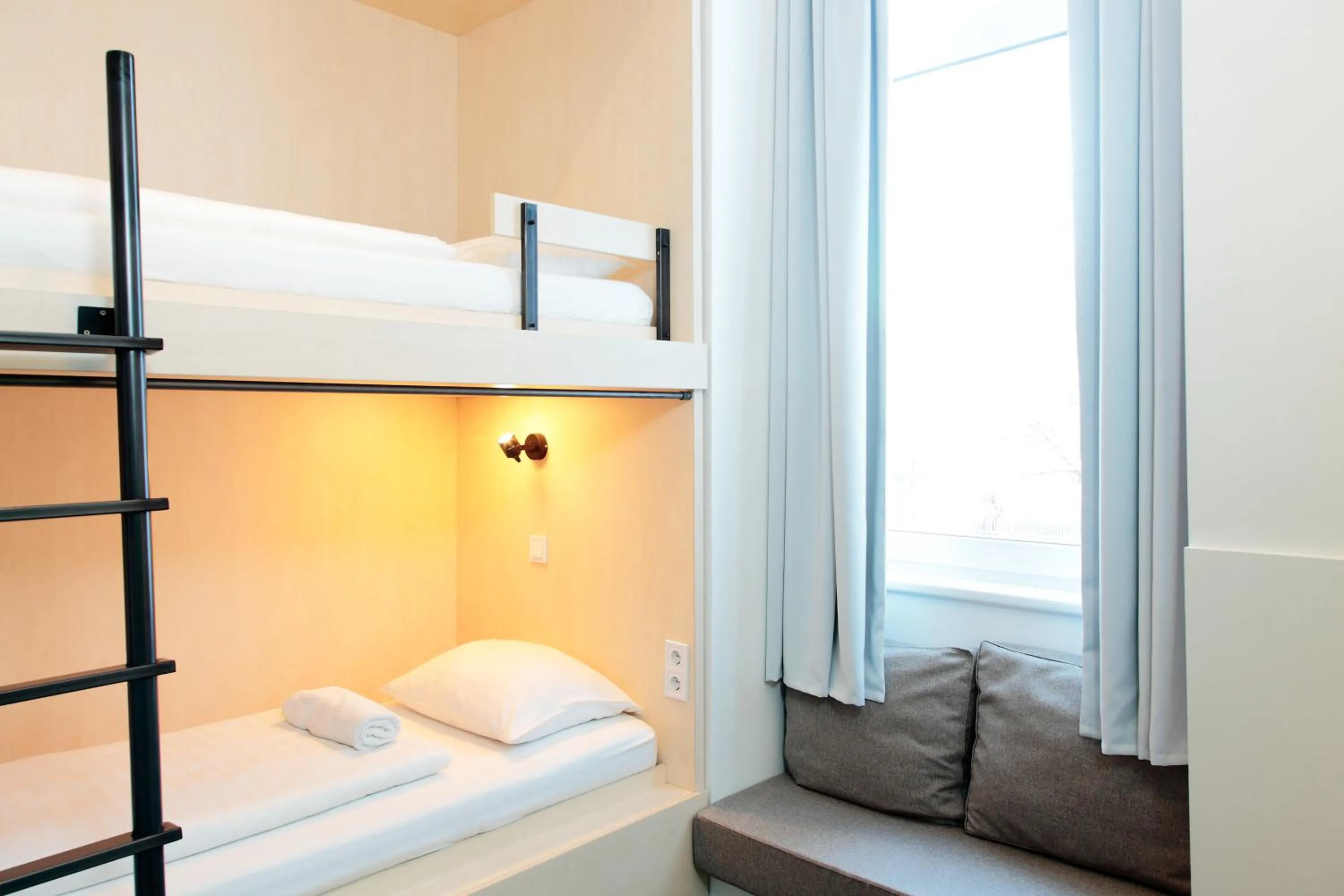 Decorative detail, Bed in Maverick Budapest Soho