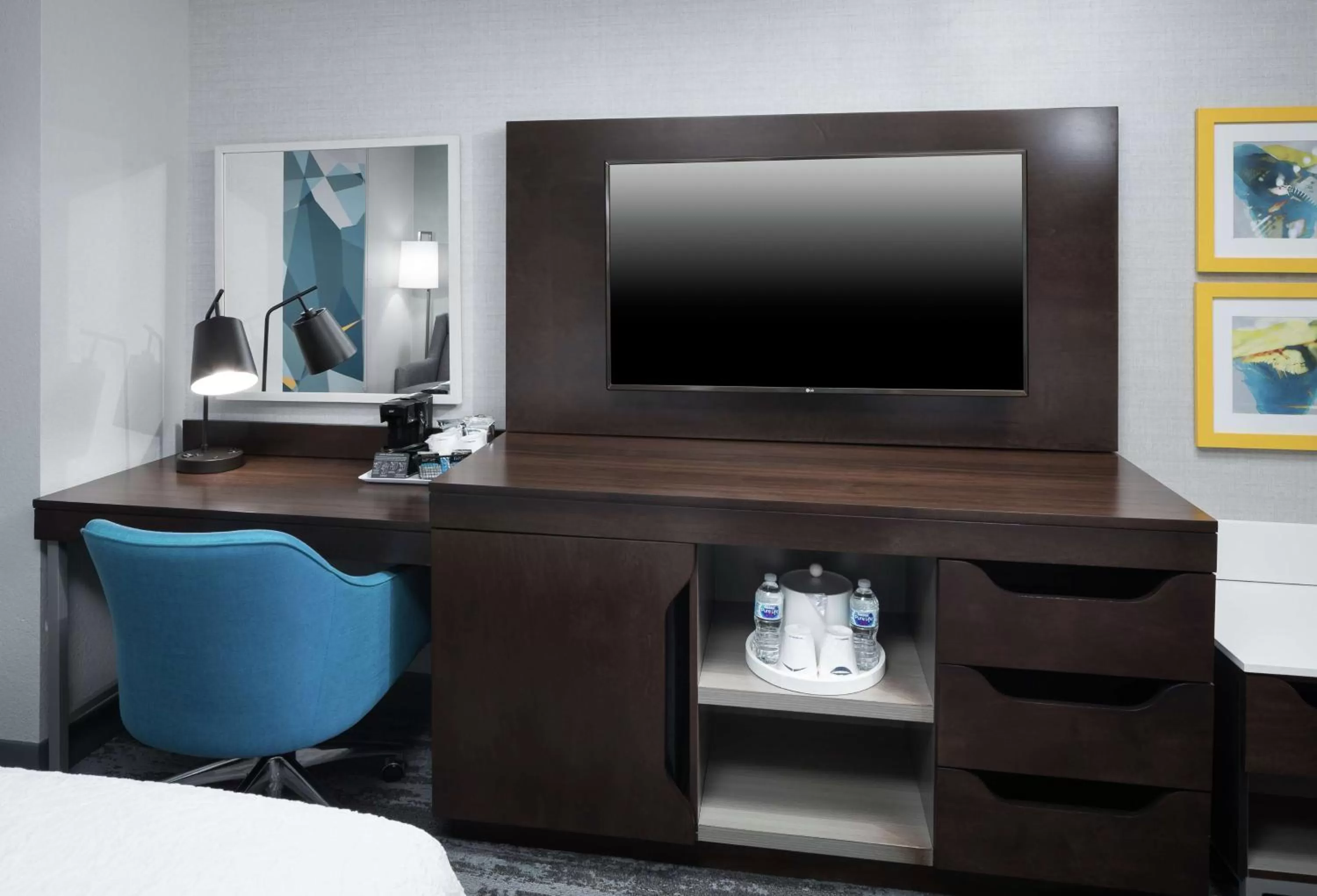 Bedroom, Bed in Hampton Inn & Suites Memphis-Beale Street