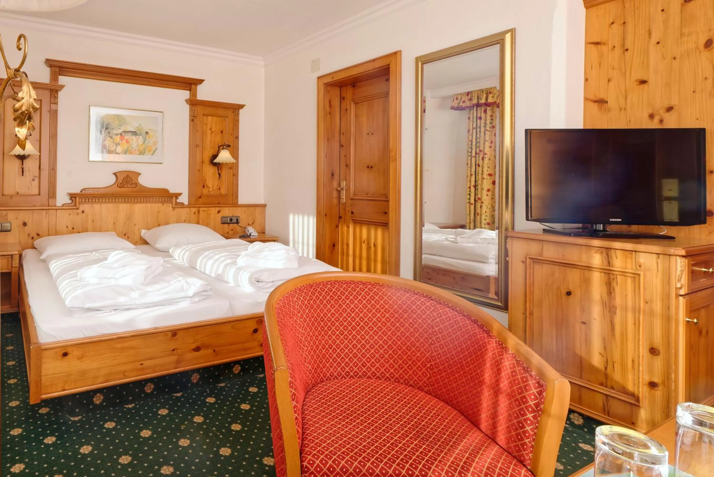 Photo of the whole room, Bed in Ortnerhof - Ihr Zuhause am Fuße der Alpen