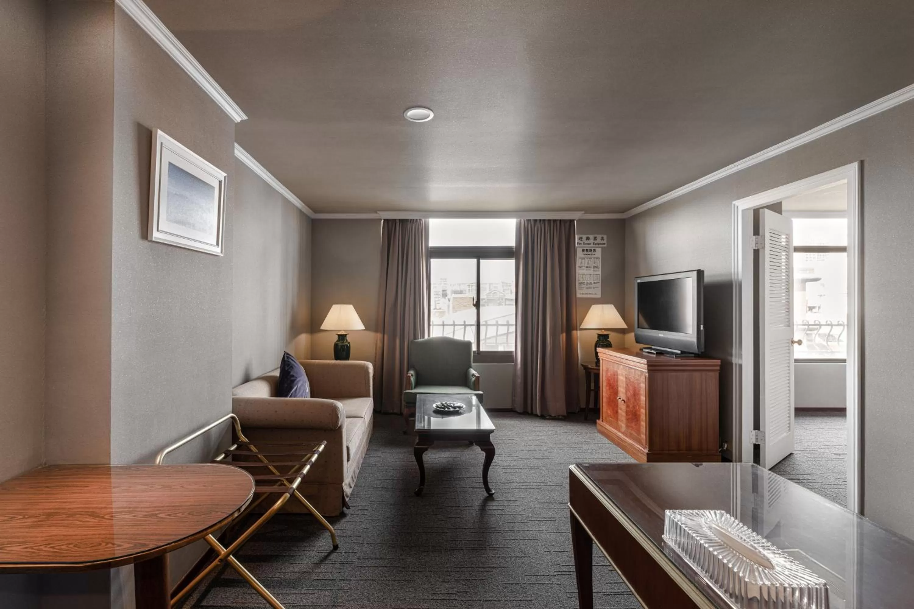 TV and multimedia in Hotel j-Metropolis