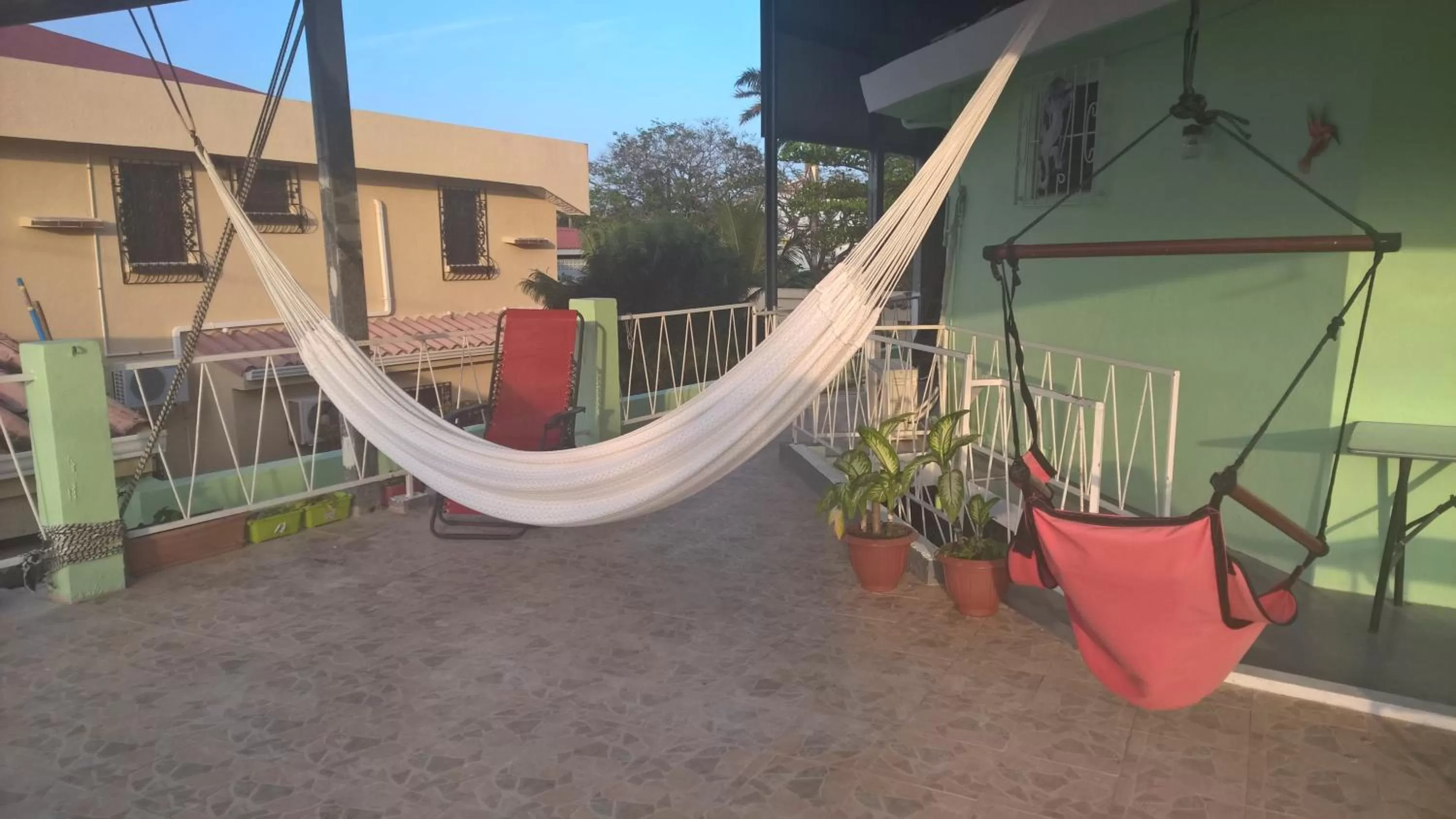 Decorative detail in The Red Hut Inn