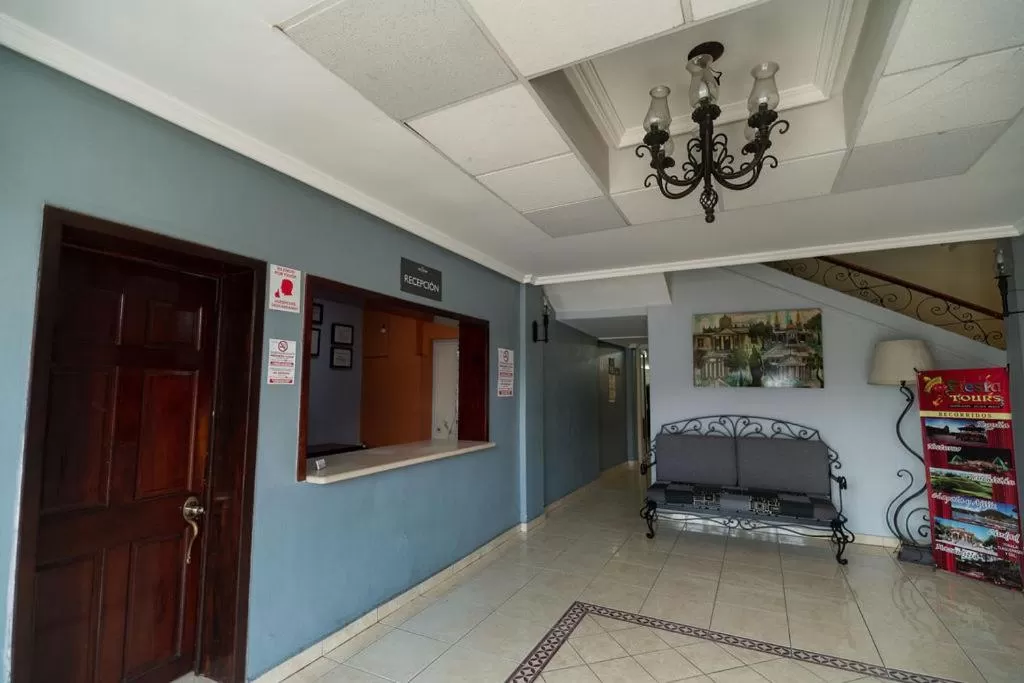 Property building, Bed in Hotel Alcazar - Guadalajara Centro Historico