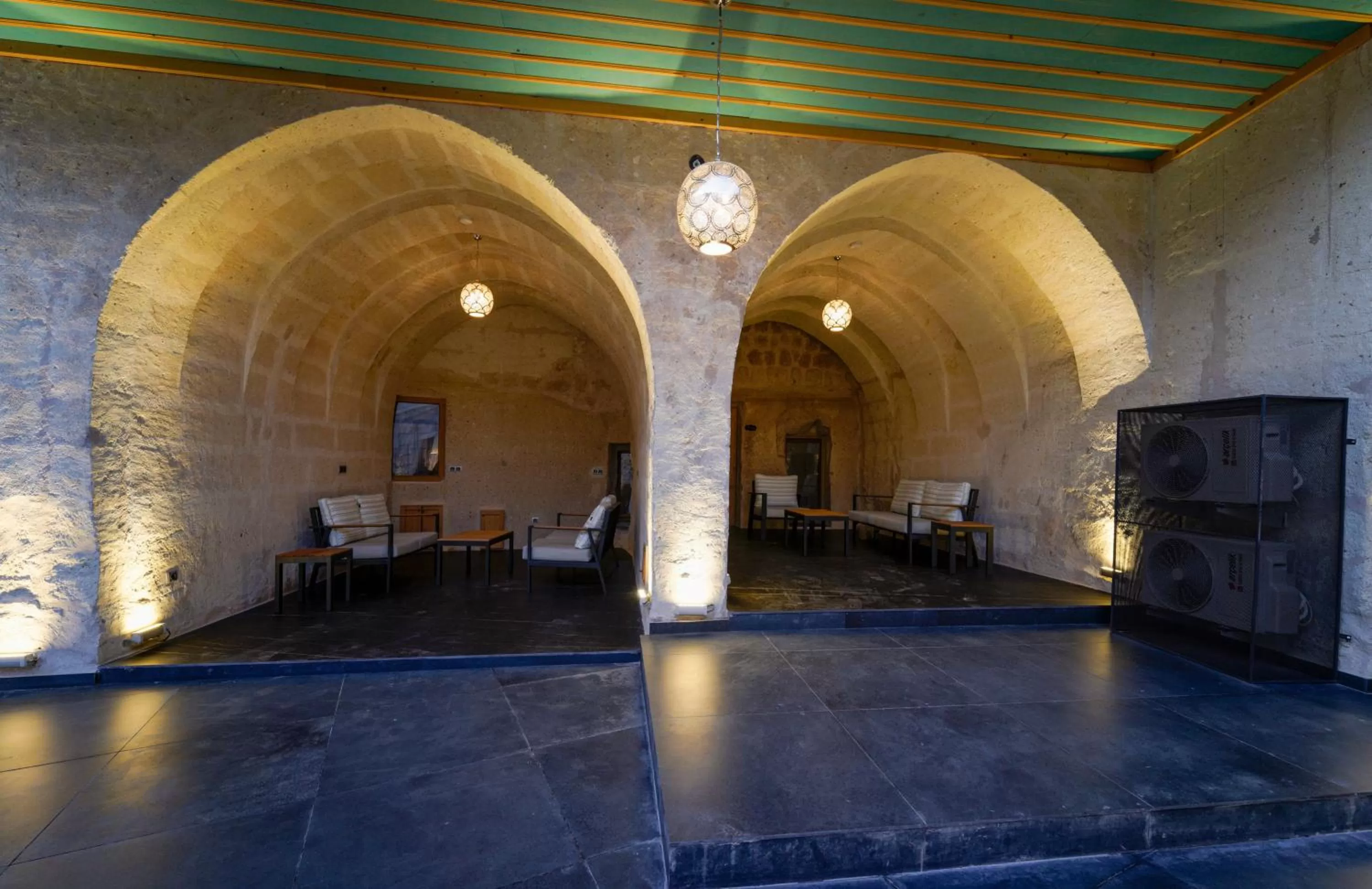 Night in The Niche Cave Hotel