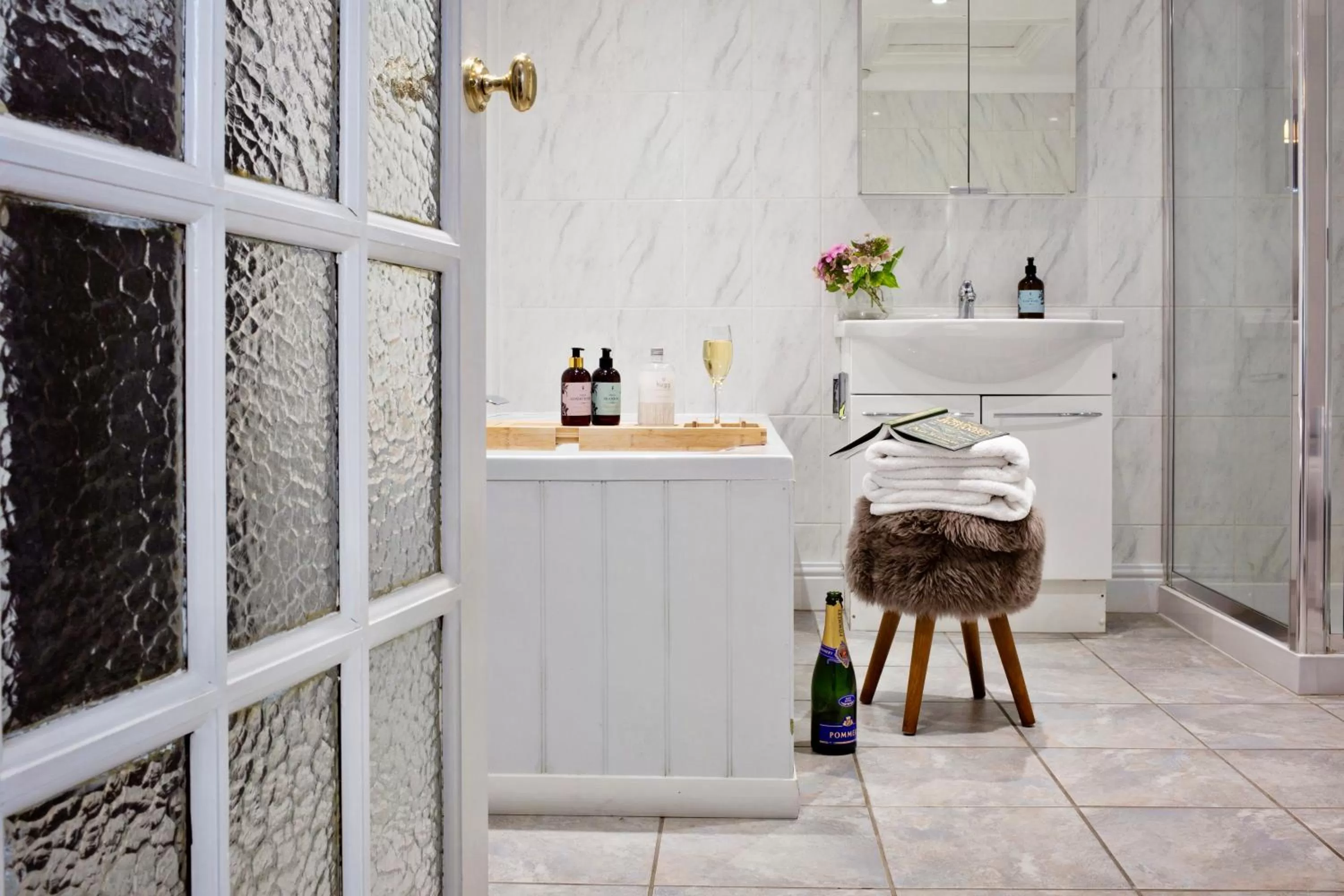 Bathroom in Burleigh Court Hotel