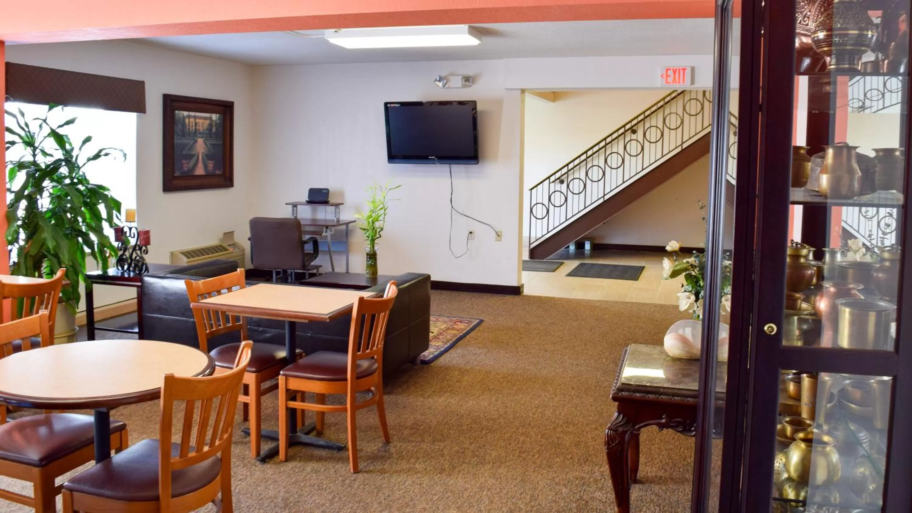 Lobby or reception in Motel 6-Springfield, OH