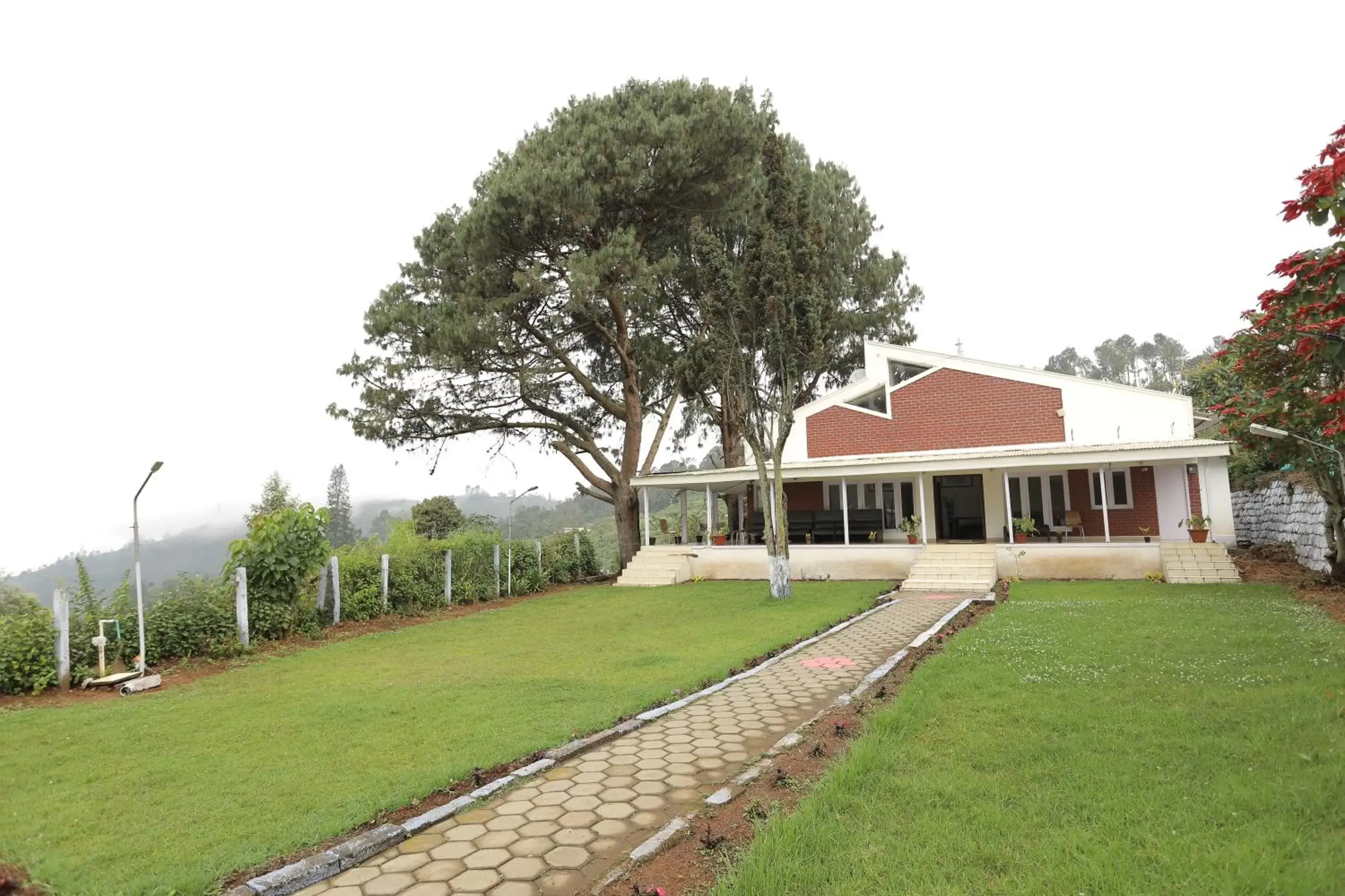 Nilgiris Inn By Lexstays Kotagiri, Ooty Nilgiris Inn By Lexstays Kotagiri, Ooty
