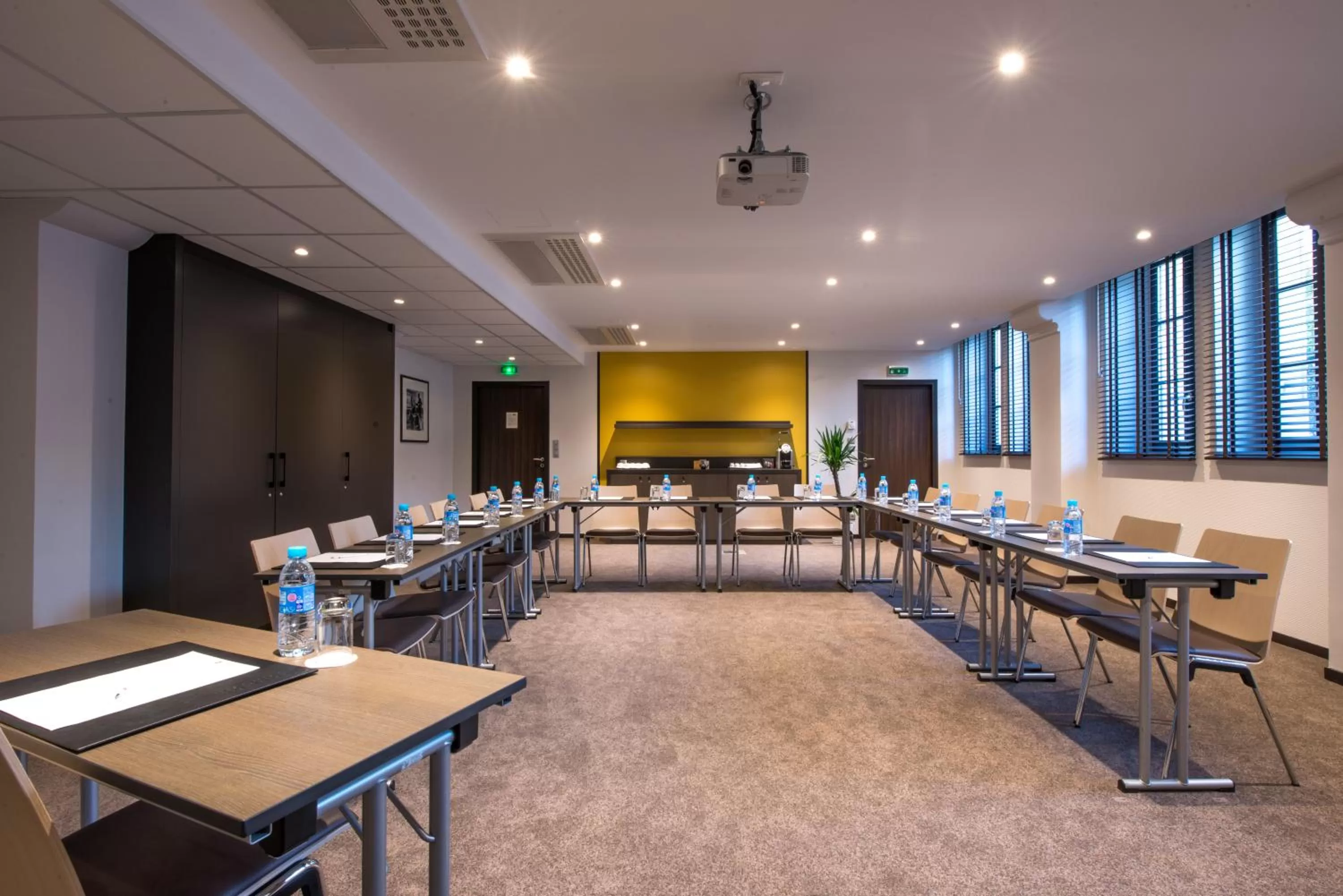 Meeting/conference room in Best Western Premier Hotel de la Paix