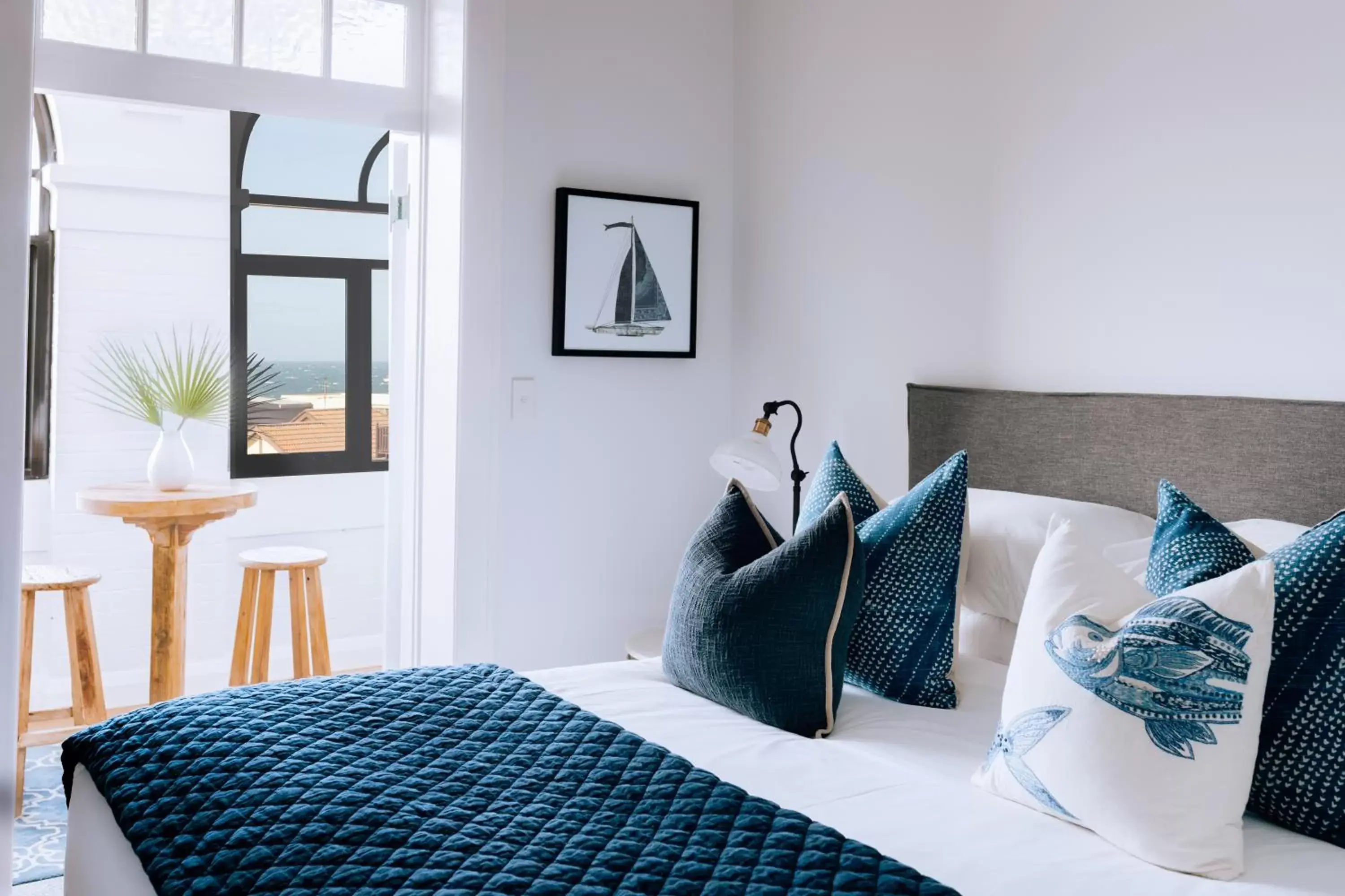 King Family Room in The Clovelly Hotel King Family Room in The Clovelly Hotel