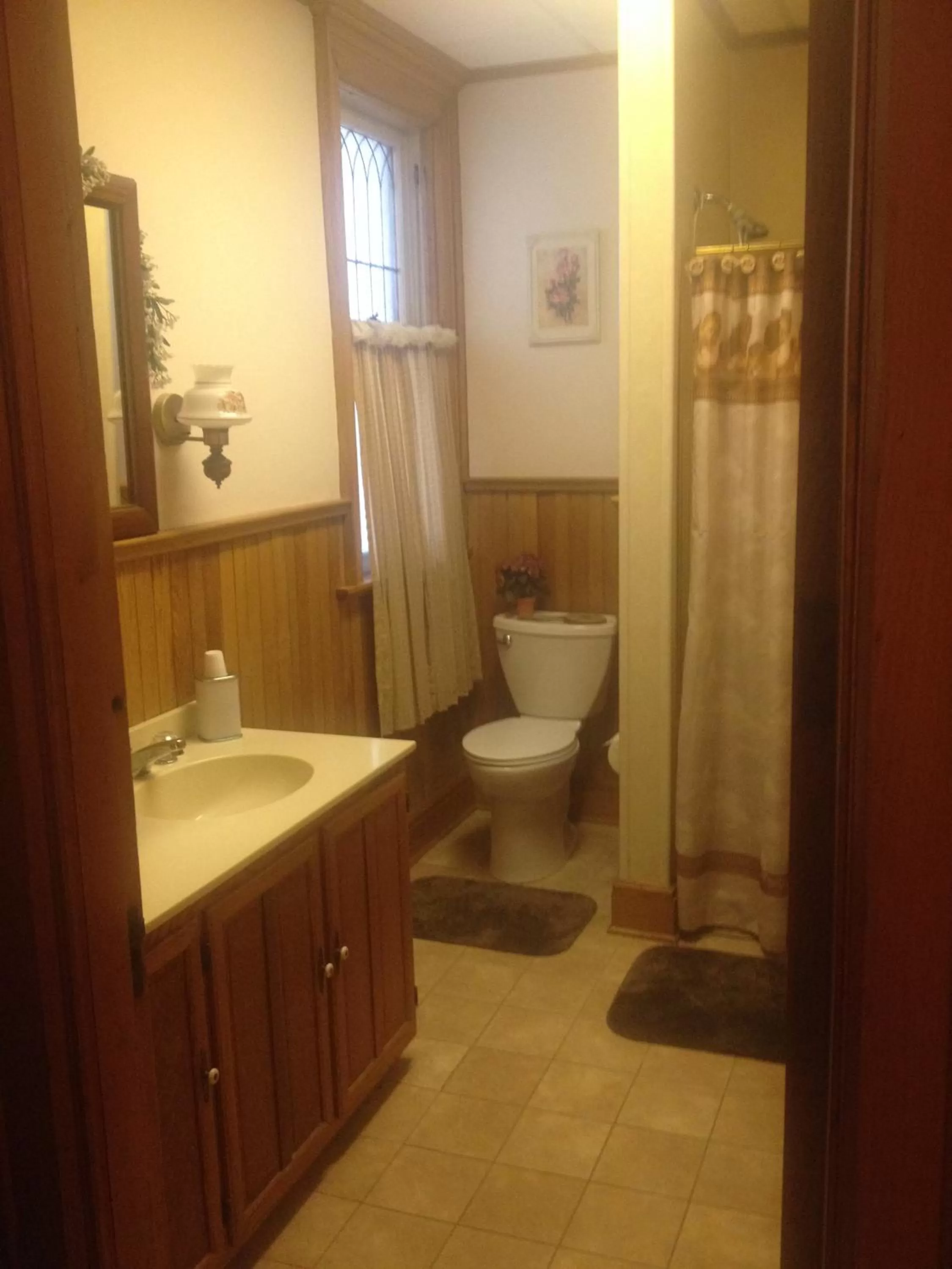 Bathroom in Victorian Charm Inn