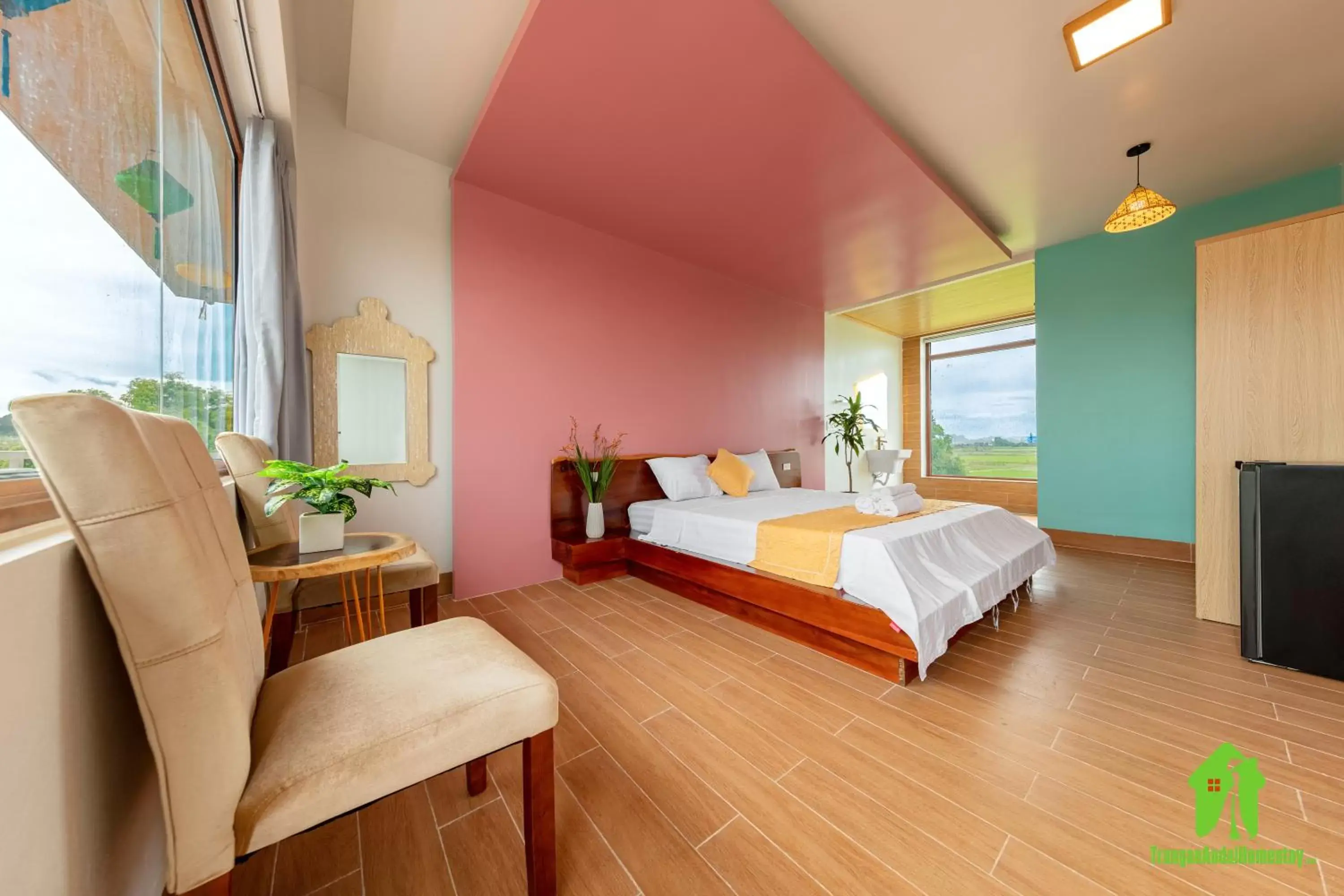 King Room with Mountain View in Trang An Ao Dai Homestay King Room with Mountain View in Trang An Ao Dai Homestay