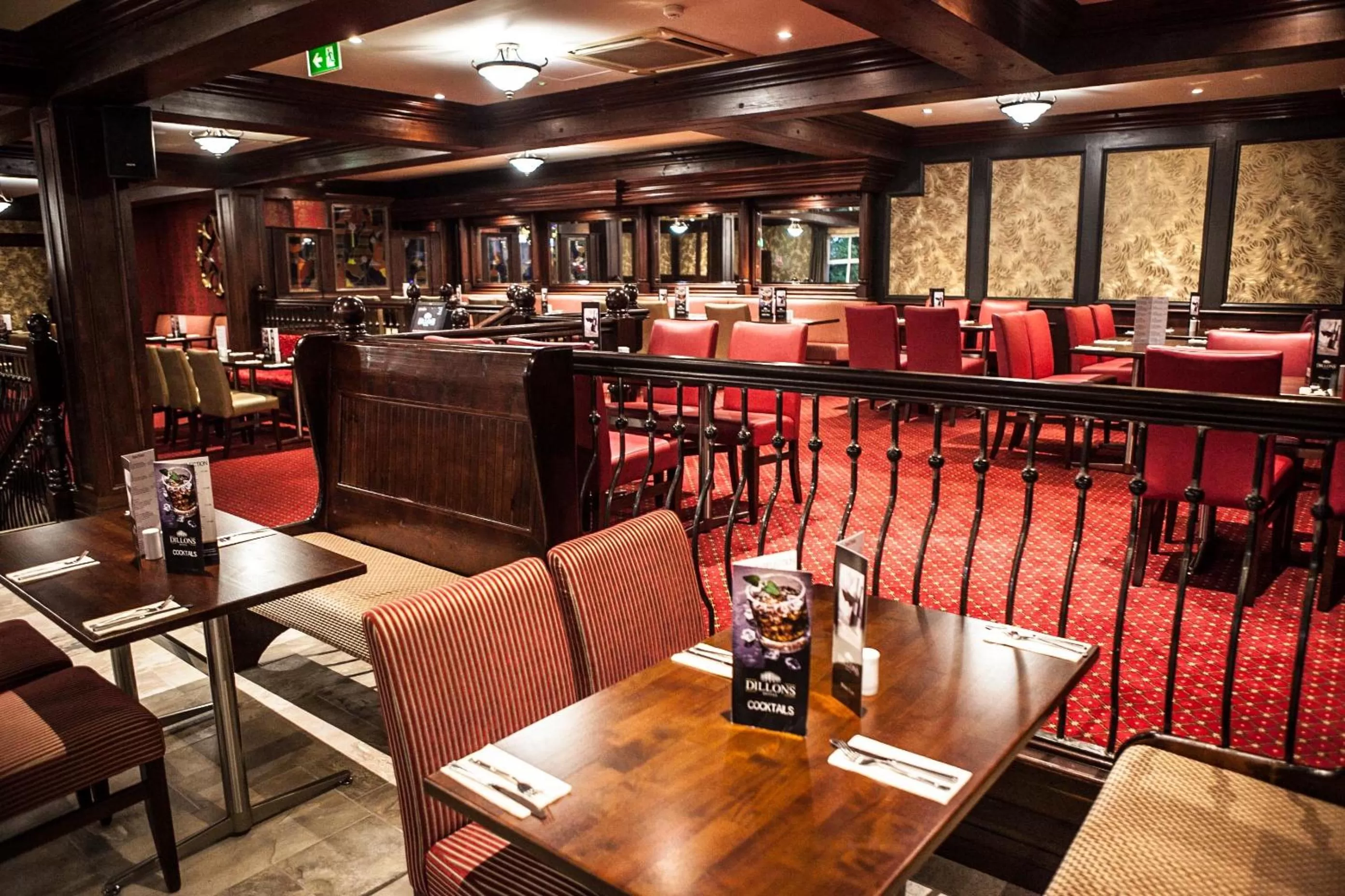 Restaurant/places to eat in Dillon’s Hotel