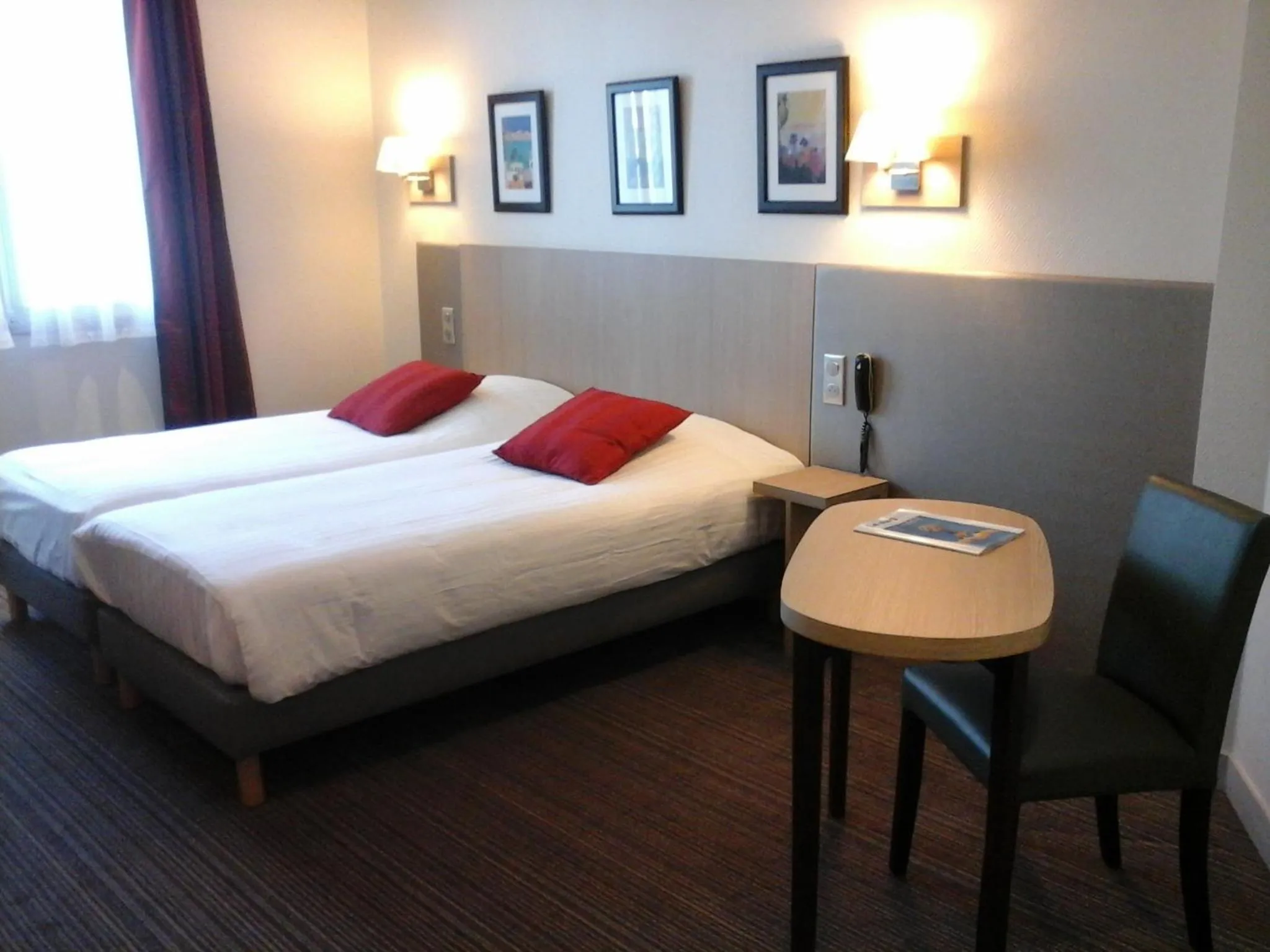 Bed in Hôtel Carmin