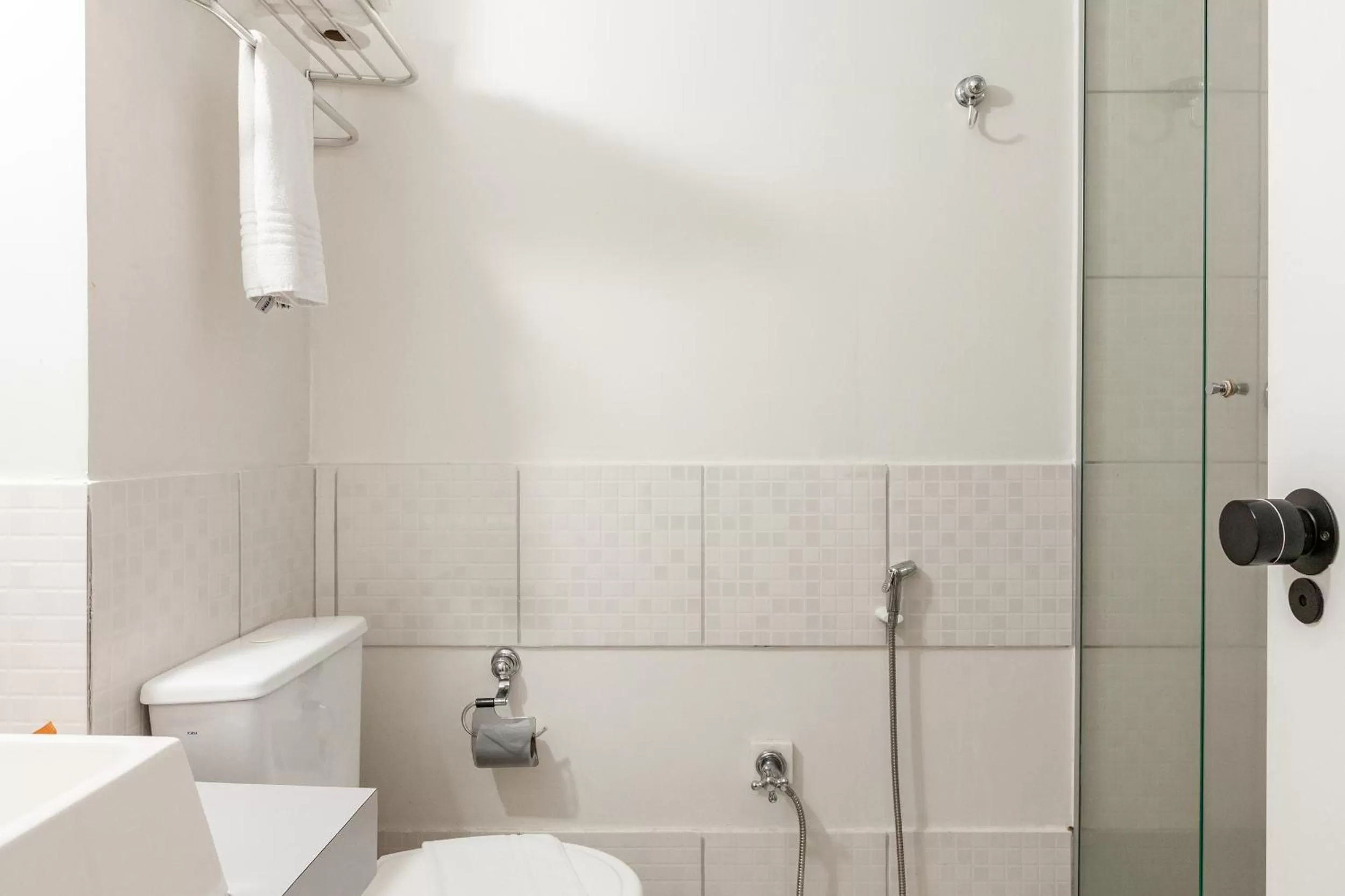 Bathroom in Tri Hotel Smart Caxias