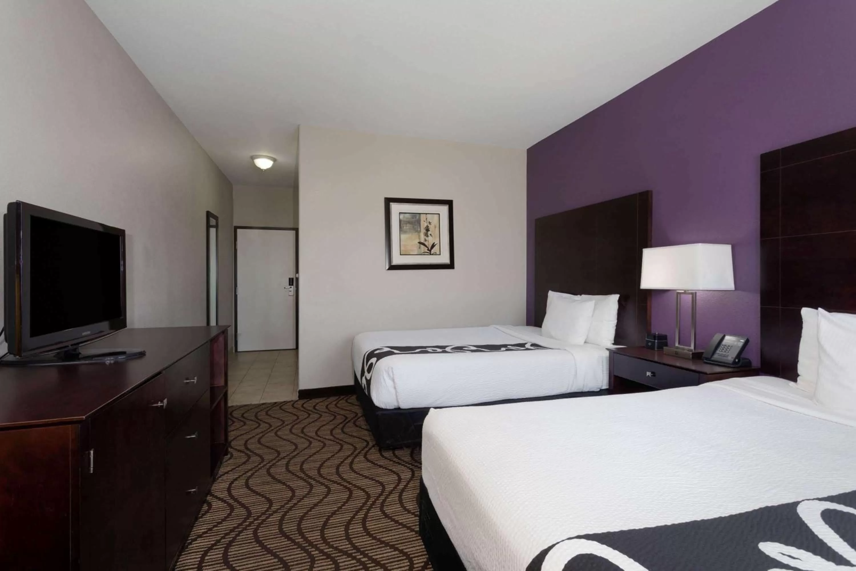 Photo of the whole room, Bed in La Quinta by Wyndham Henderson-Northeast Denver