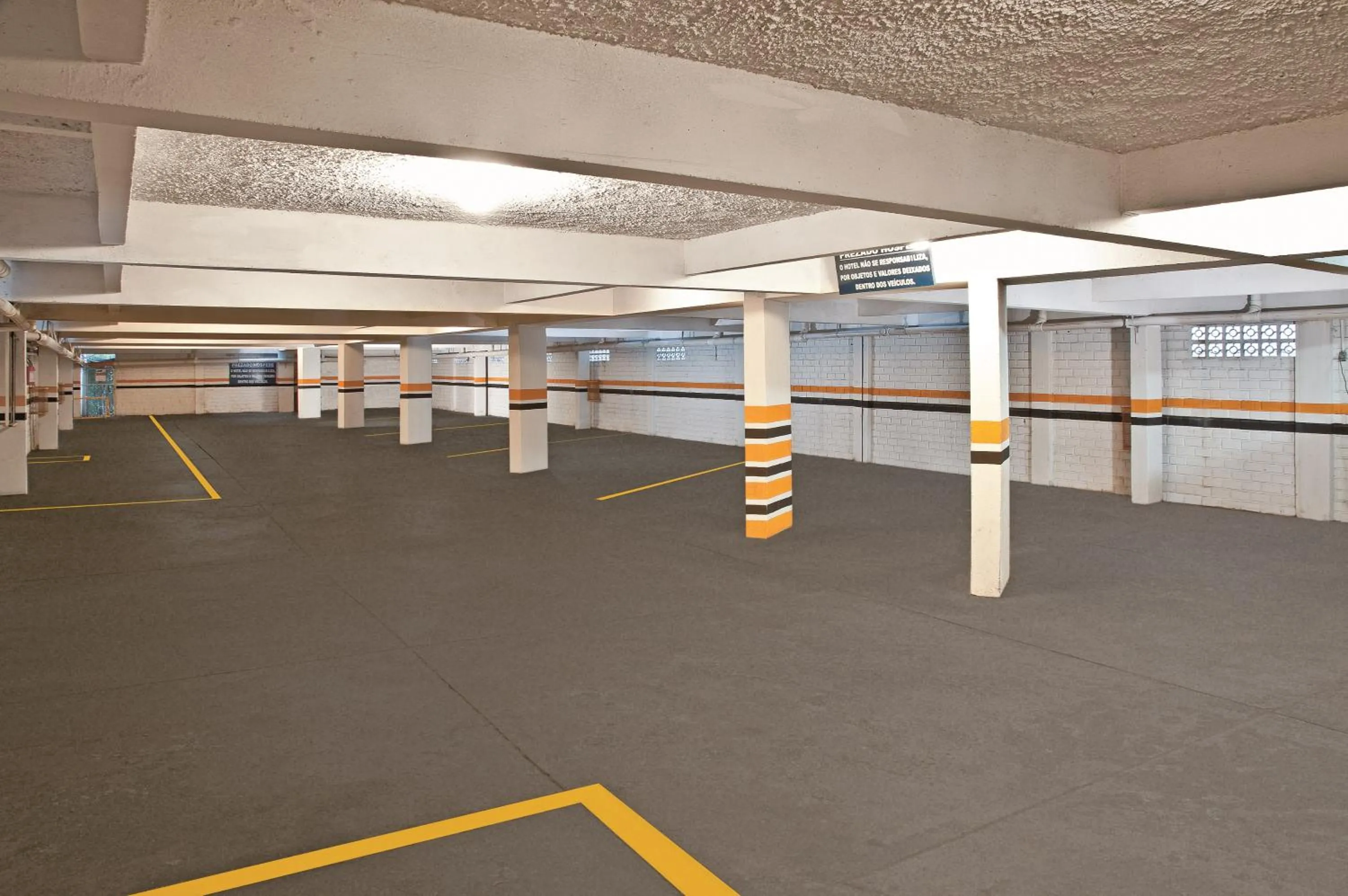 Area and facilities in Lira Hotel