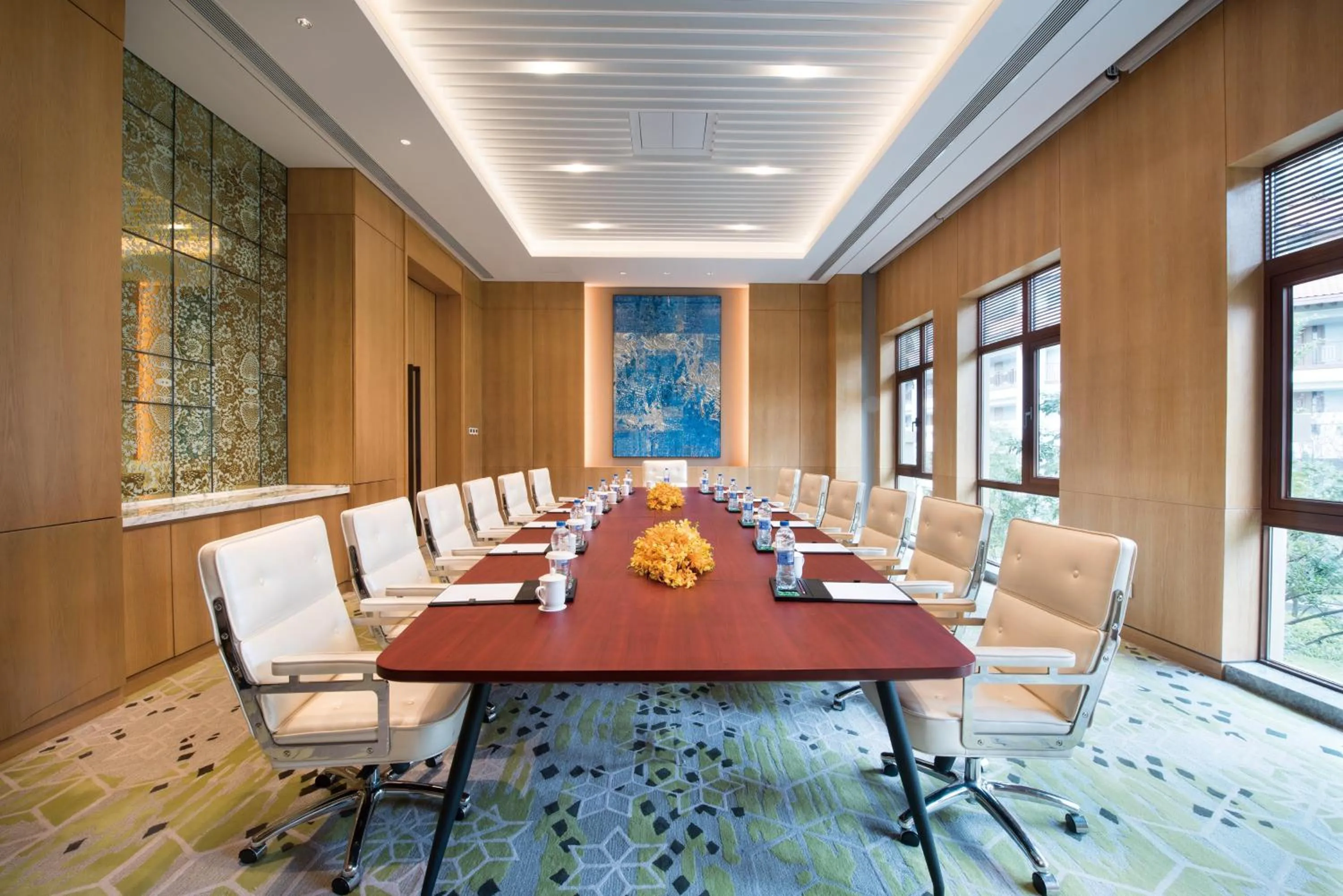 Meeting/conference room in Crowne Plaza - Kunming Ancient Dian Town by IHG