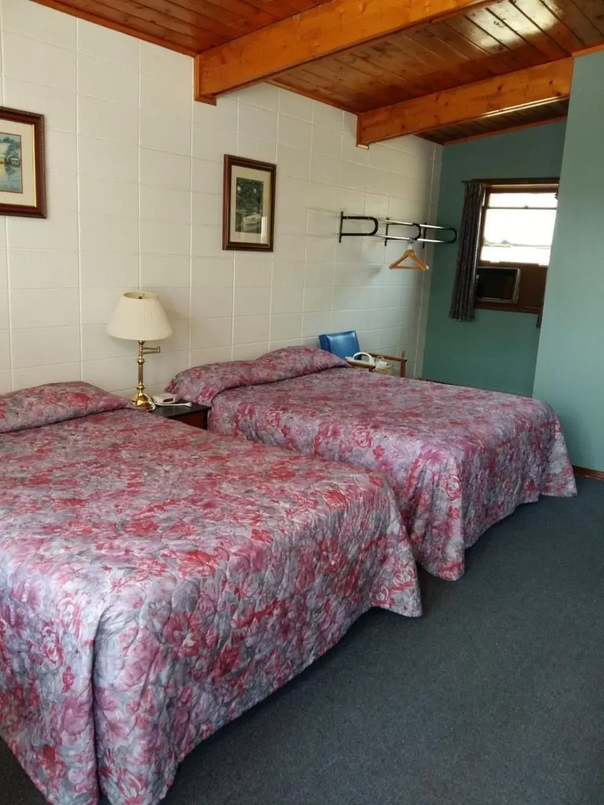 Huron Sands Motel and Restaurant Huron Sands Motel and Restaurant