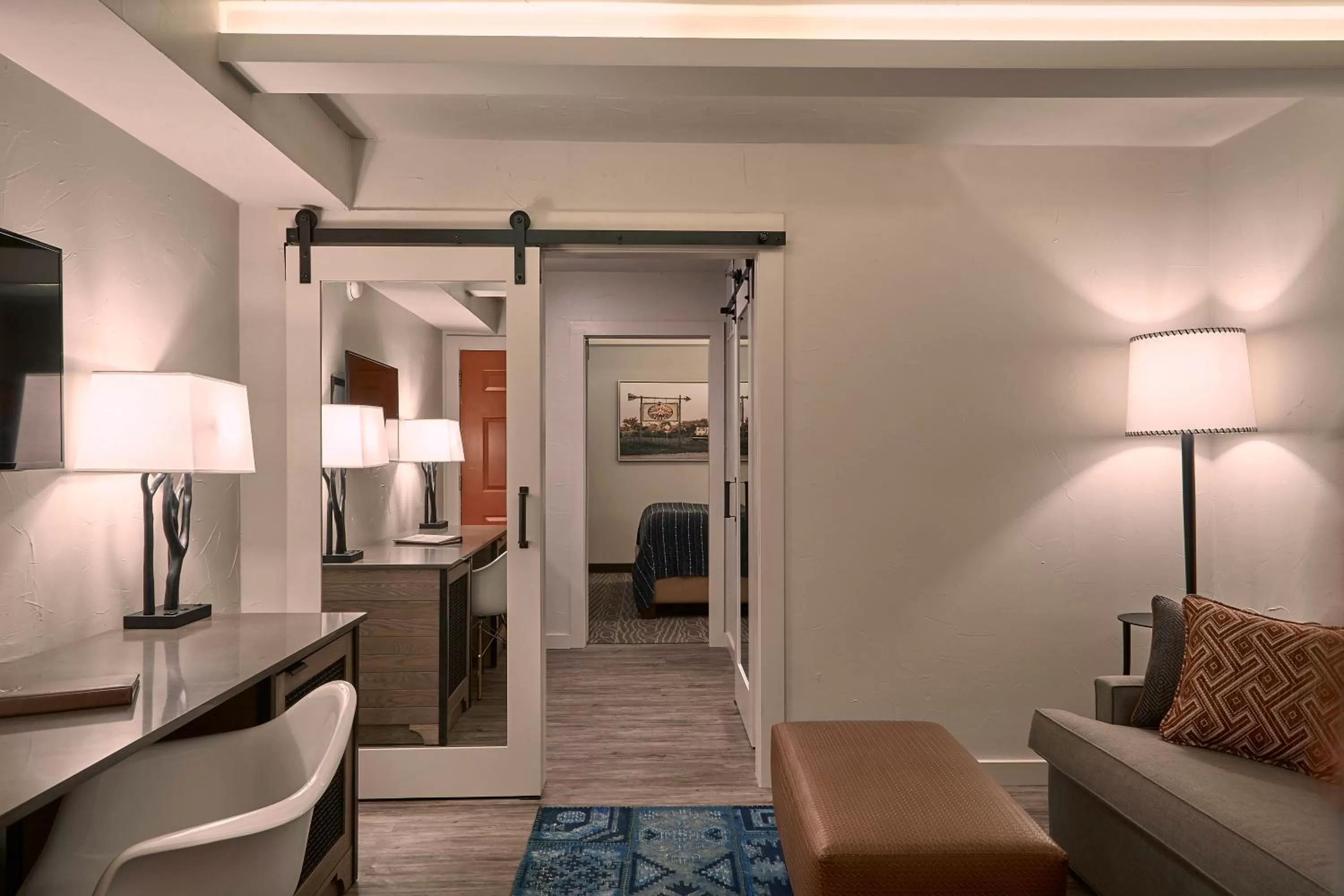 Decorative detail in Fredericksburg Inn and Suites