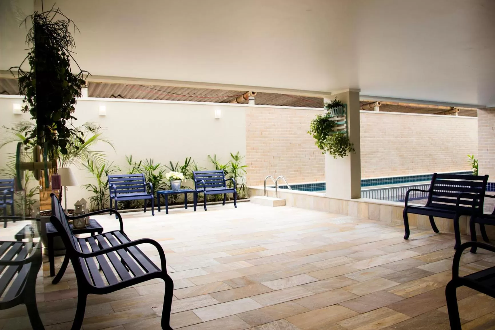 Swimming Pool in Pousada Villa Di Enzo