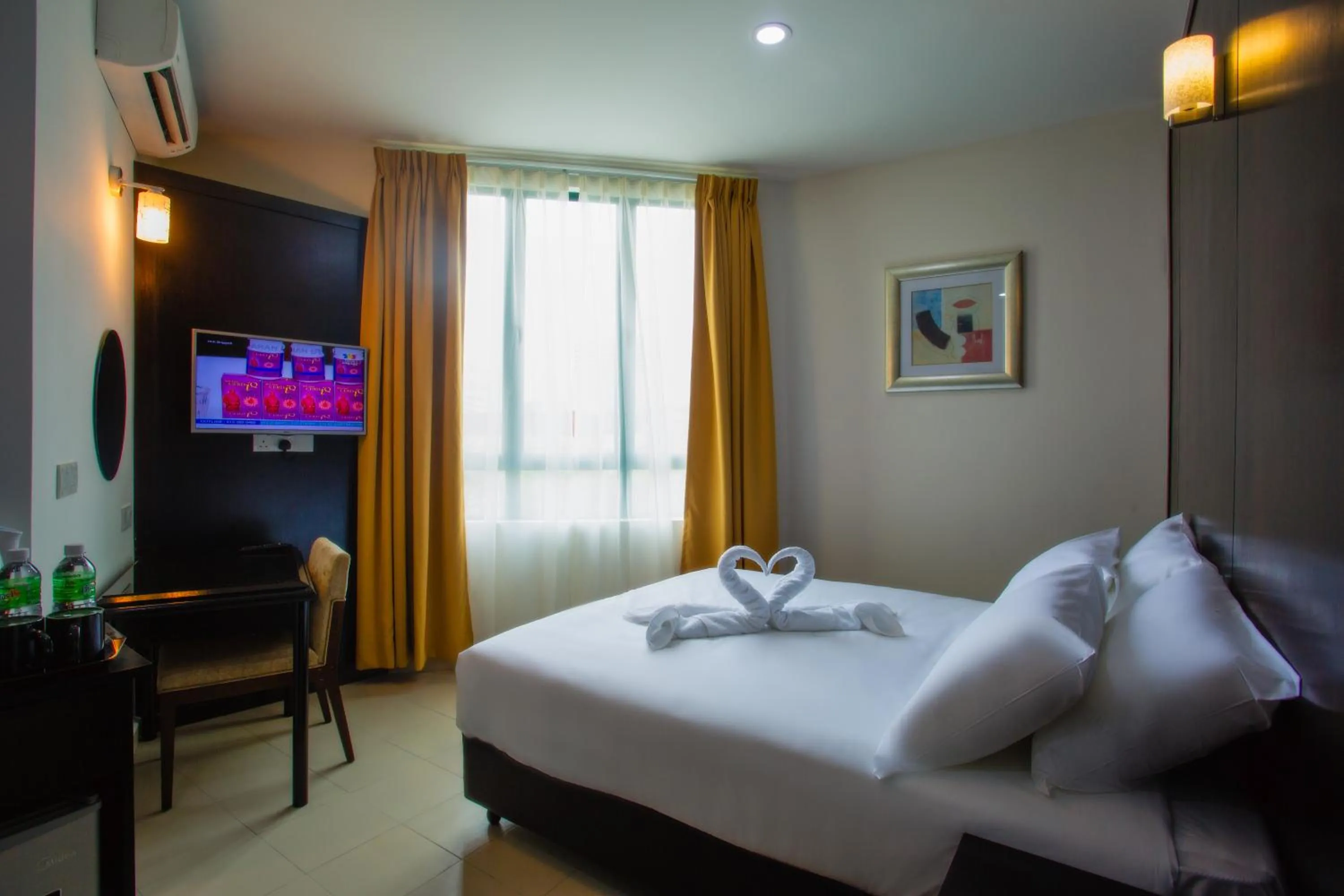 cot, Bed in Akar Hotel Jalan TAR