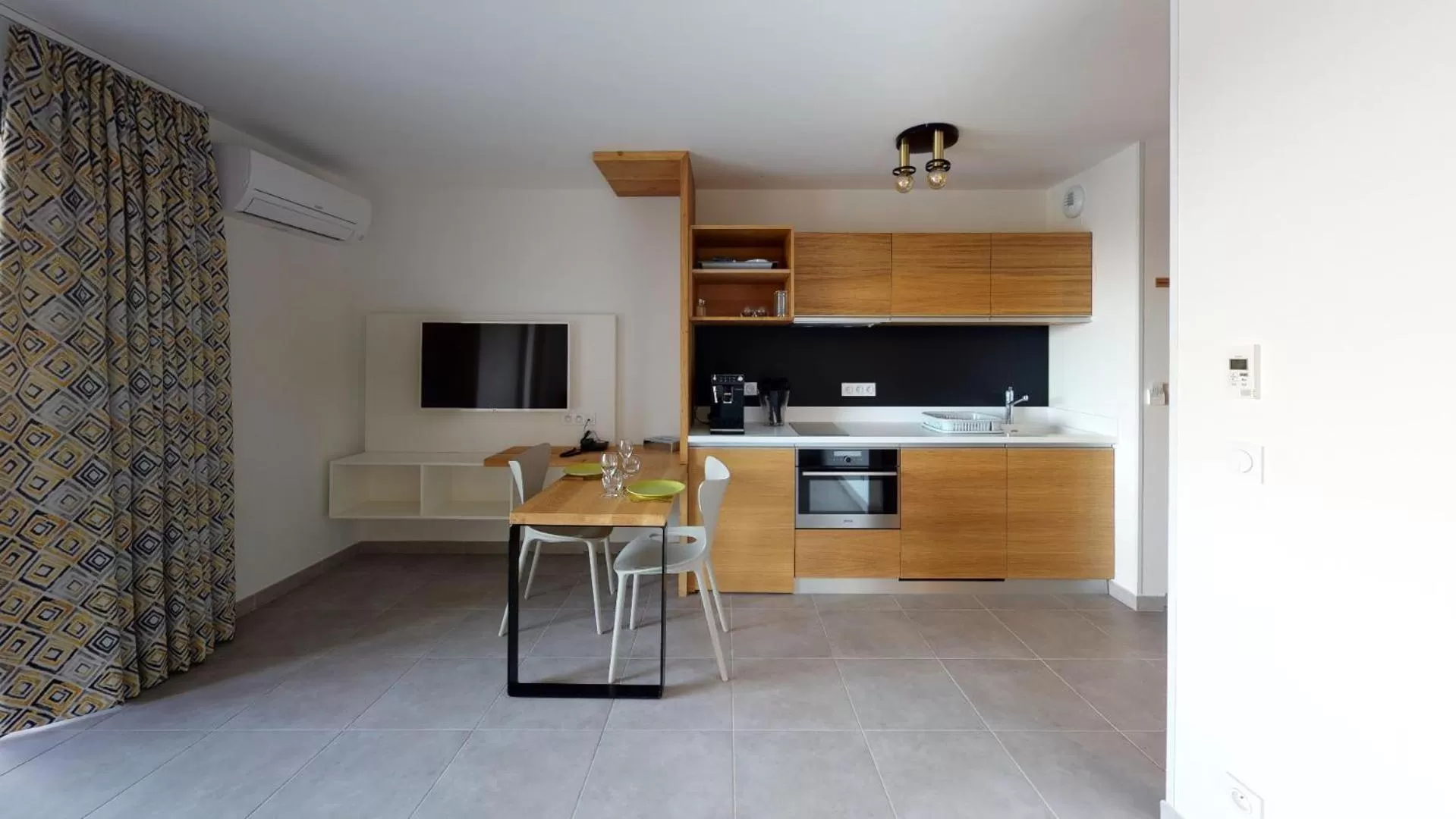 Studio with Sea View - single occupancy in hôtel résidence a torra