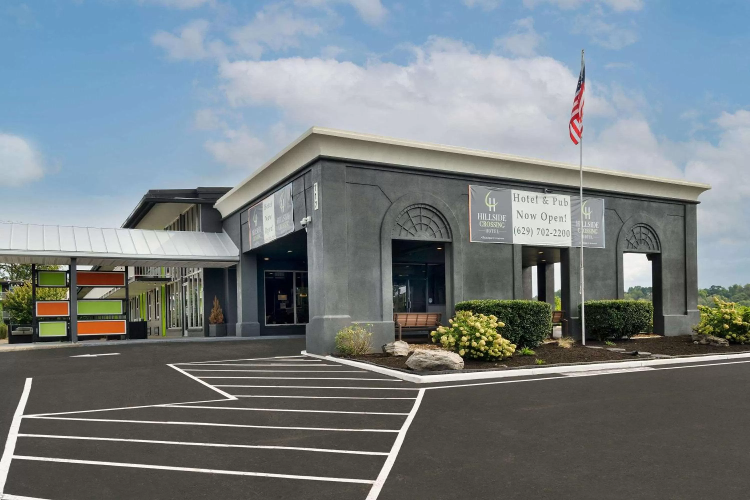 Property building in Hillside Crossing Nashville a Ramada by Wyndham