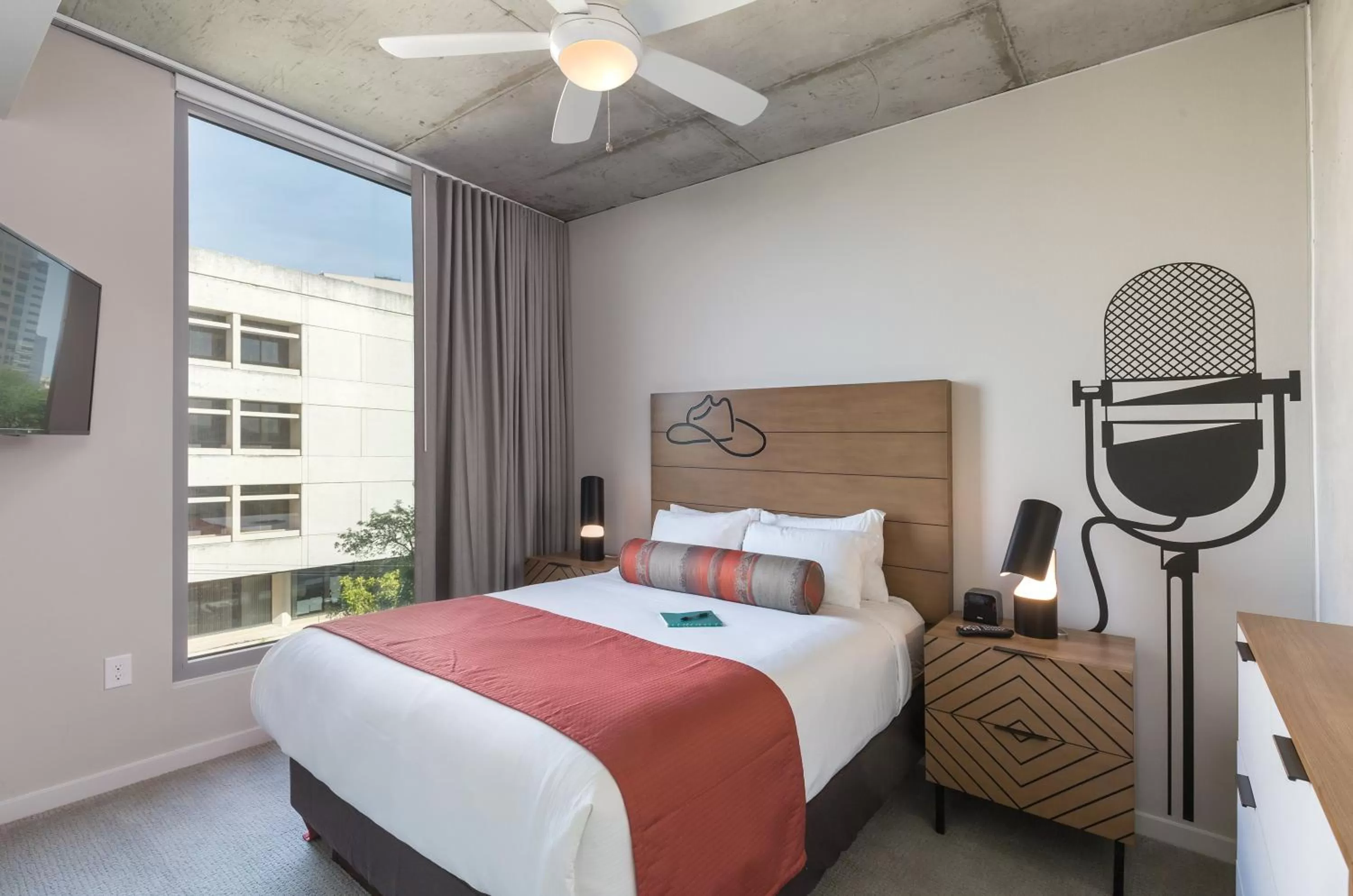 Bedroom, Bed in Club Wyndham Austin
