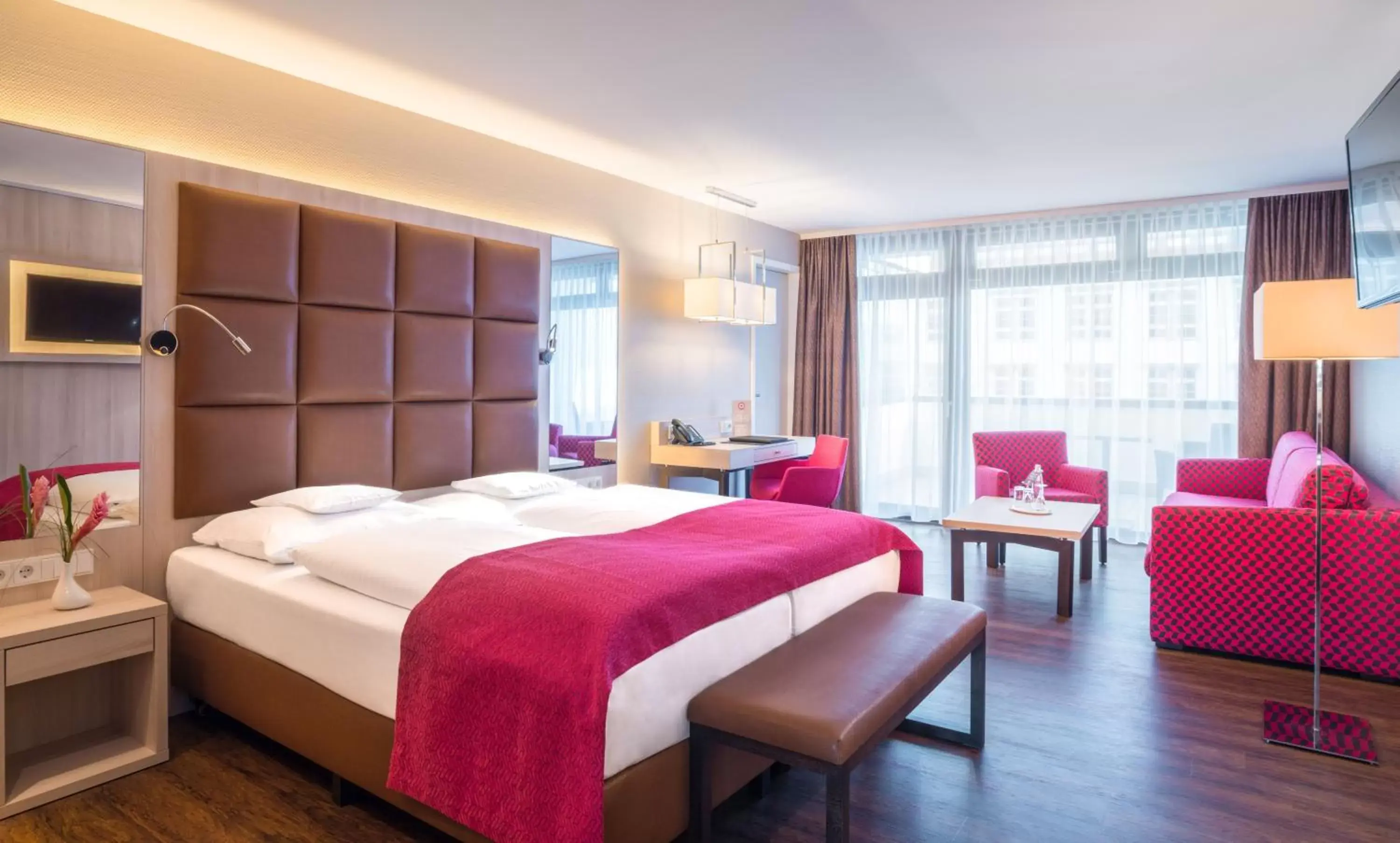 Deluxe Junior Suite in Hollywood Media Hotel am Kurfürstendamm Deluxe Junior Suite in Hollywood Media Hotel am Kurfürstendamm